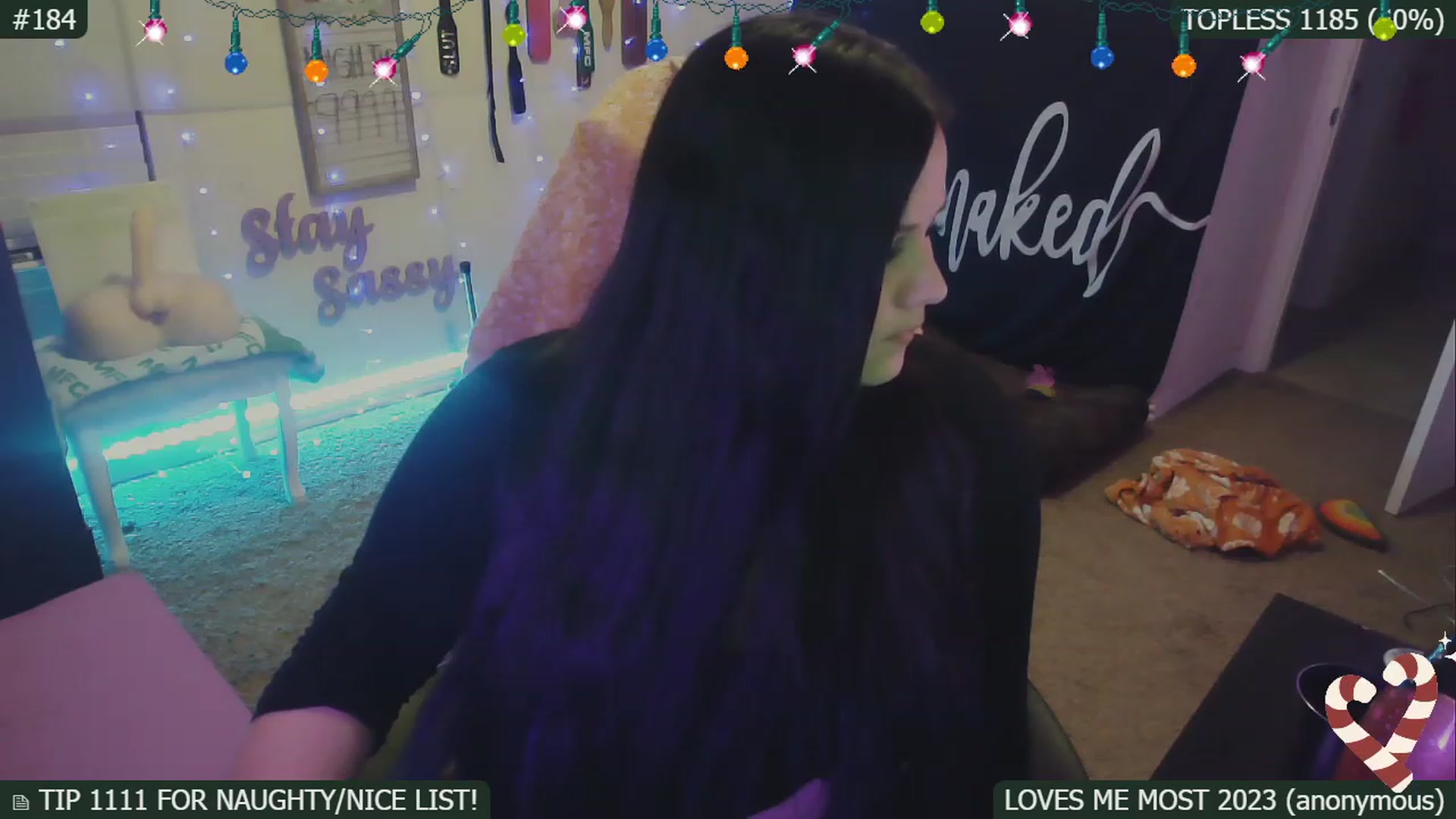 Gallery image thumbnail from SassySarah94's myfreecams stream on, 12/31/2022, 08:31 image 8 of 20