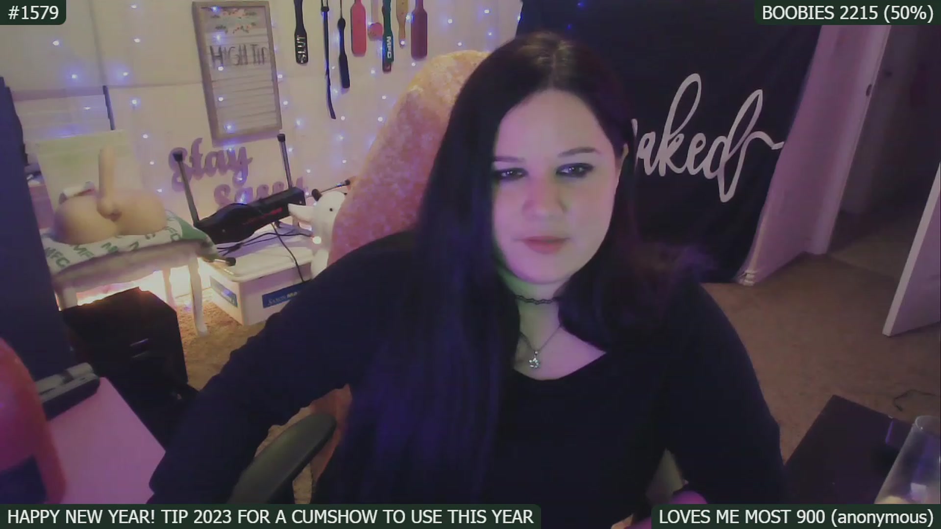 Gallery image thumbnail from SassySarah94's myfreecams stream on, 01/03/2023, 06:39 image 12 of 20