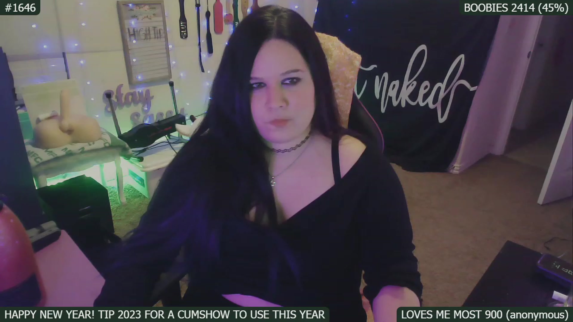 Gallery image thumbnail from SassySarah94's myfreecams stream on, 01/03/2023, 06:39 image 9 of 20