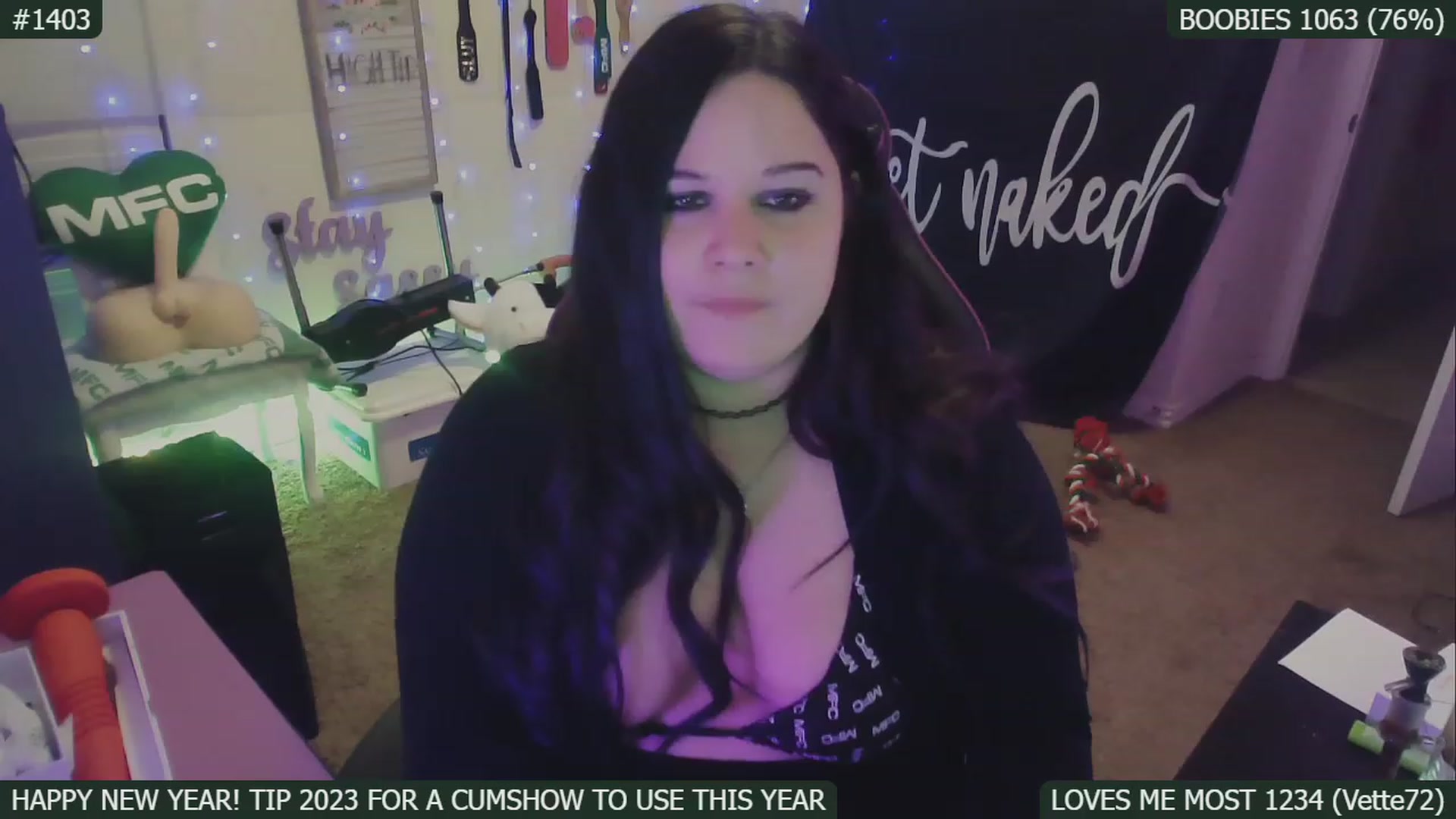 Gallery image thumbnail from SassySarah94's myfreecams stream on, 01/07/2023, 07:30 image 11 of 20
