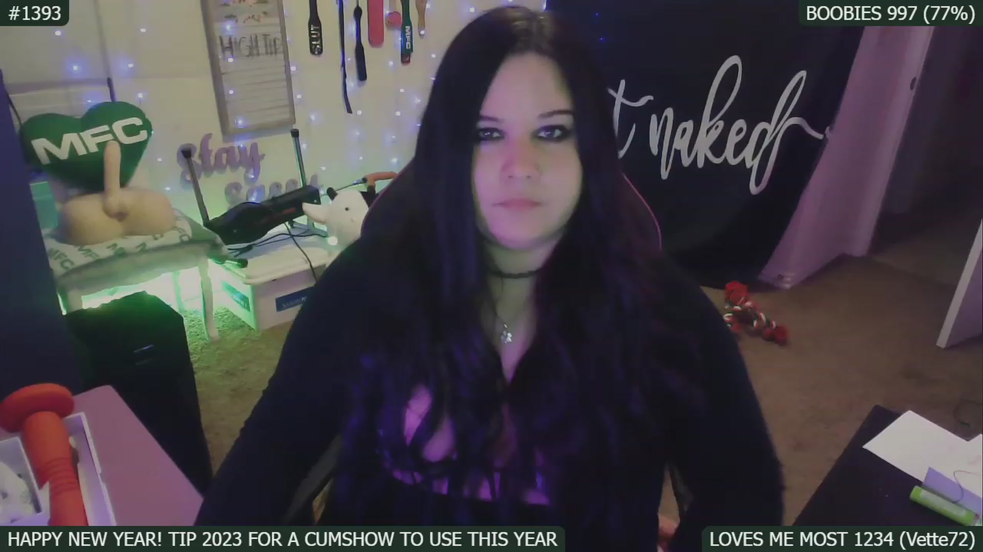 Gallery image thumbnail from SassySarah94's myfreecams stream on, 01/07/2023, 07:30 image 12 of 20
