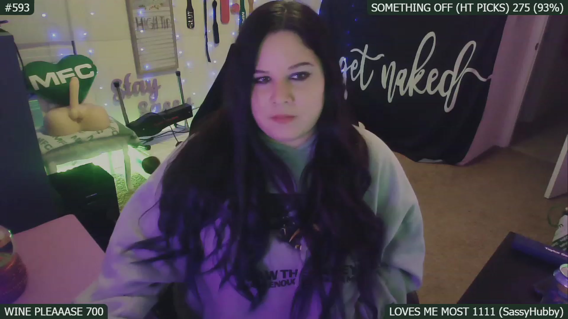 Gallery image thumbnail from SassySarah94's myfreecams stream on, 01/10/2023, 06:46 image 3 of 20