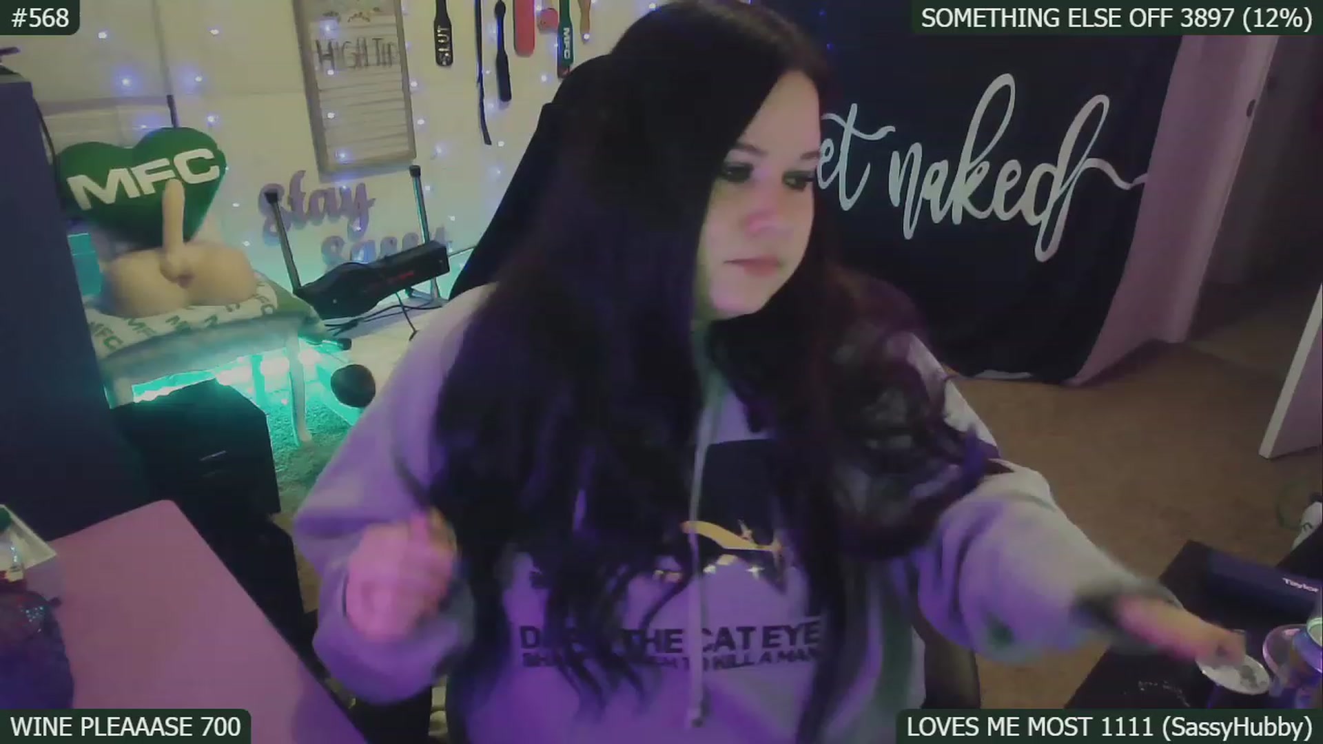Gallery image thumbnail from SassySarah94's myfreecams stream on, 01/10/2023, 06:46 image 12 of 20
