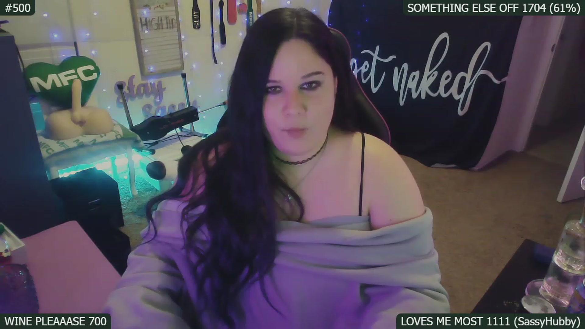 Gallery image thumbnail from SassySarah94's myfreecams stream on, 01/10/2023, 06:46 image 20 of 20