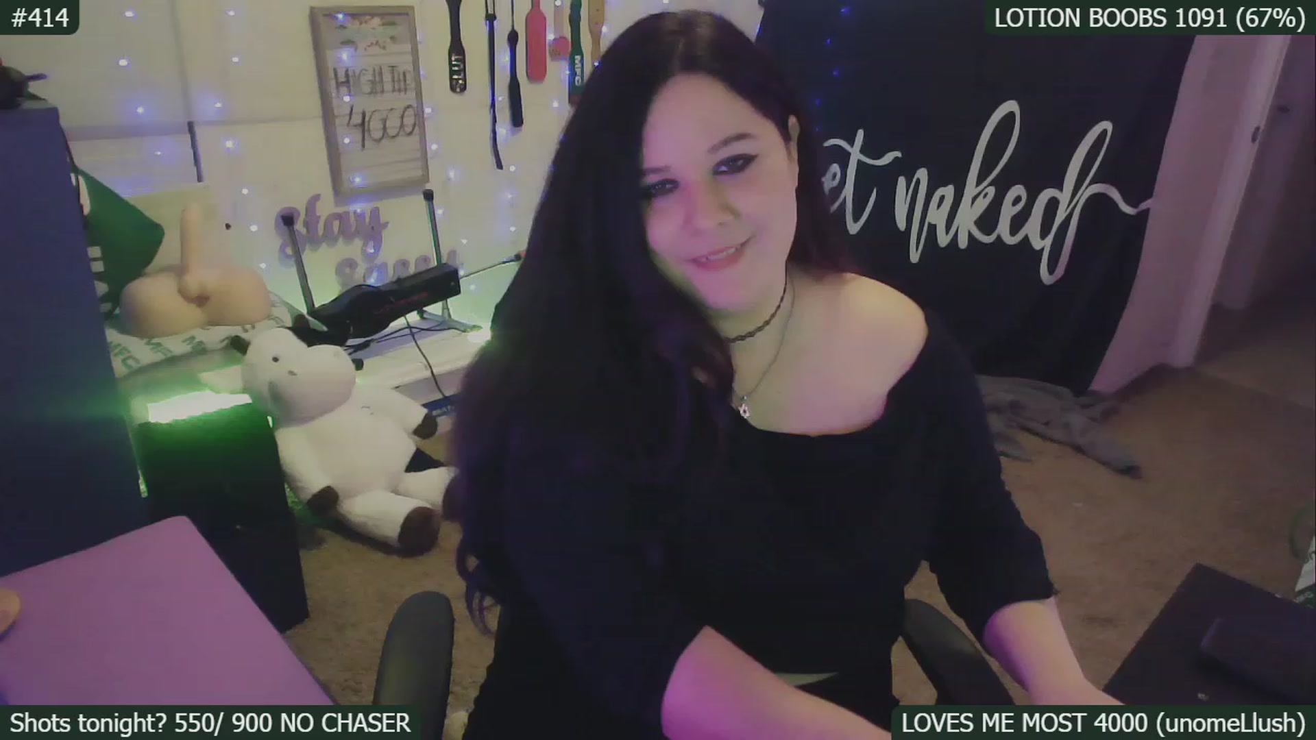 Gallery image thumbnail from SassySarah94's myfreecams stream on, 01/14/2023, 04:46 image 10 of 20