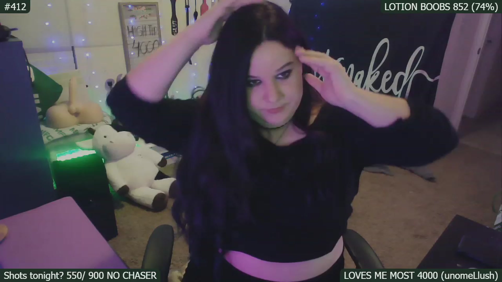 Gallery image thumbnail from SassySarah94's myfreecams stream on, 01/14/2023, 04:46 image 12 of 20