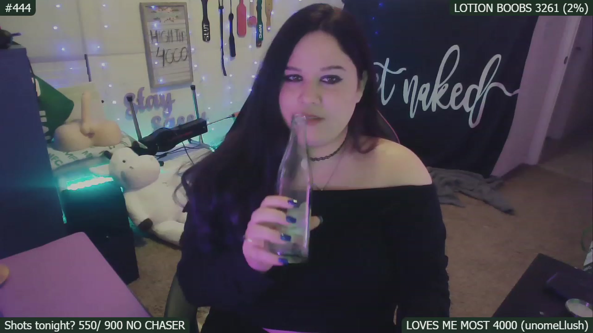 Gallery image thumbnail from SassySarah94's myfreecams stream on, 01/14/2023, 04:46 image 5 of 20