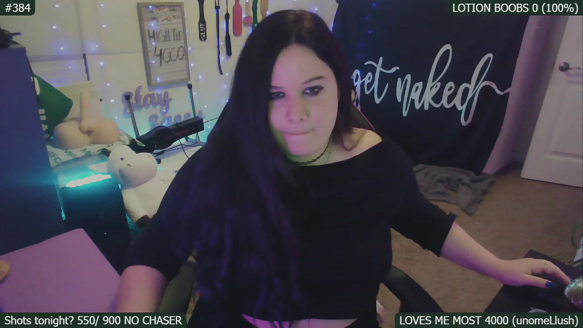 Gallery image thumbnail from SassySarah94's myfreecams stream on, 01/14/2023, 04:46 image 15 of 20