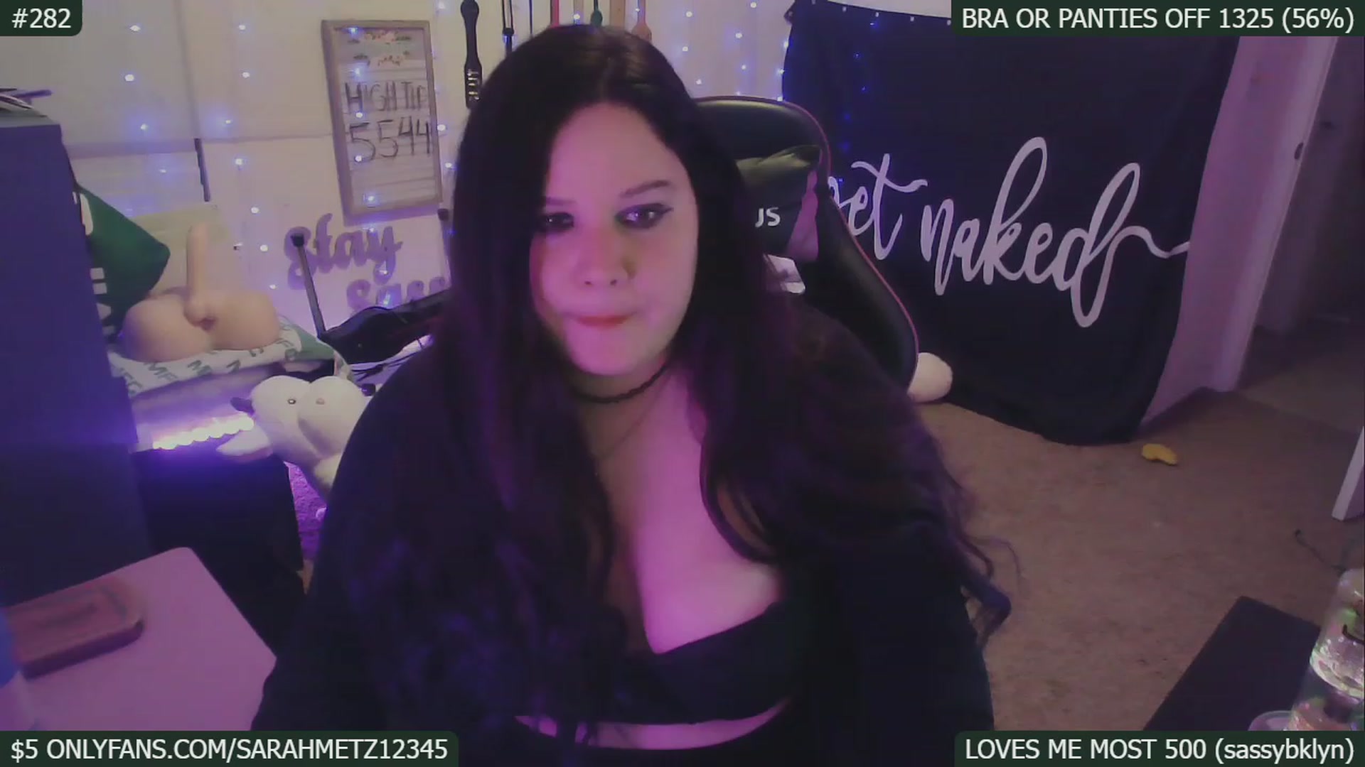 Gallery image thumbnail from SassySarah94's myfreecams stream on, 01/16/2023, 06:36 image 11 of 20