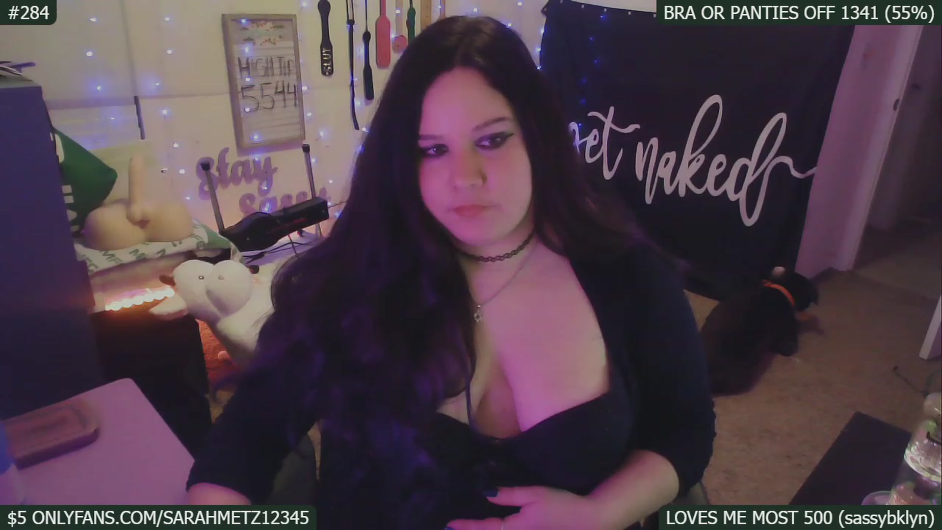 Gallery image thumbnail from SassySarah94's myfreecams stream on, 01/16/2023, 06:36 image 10 of 20