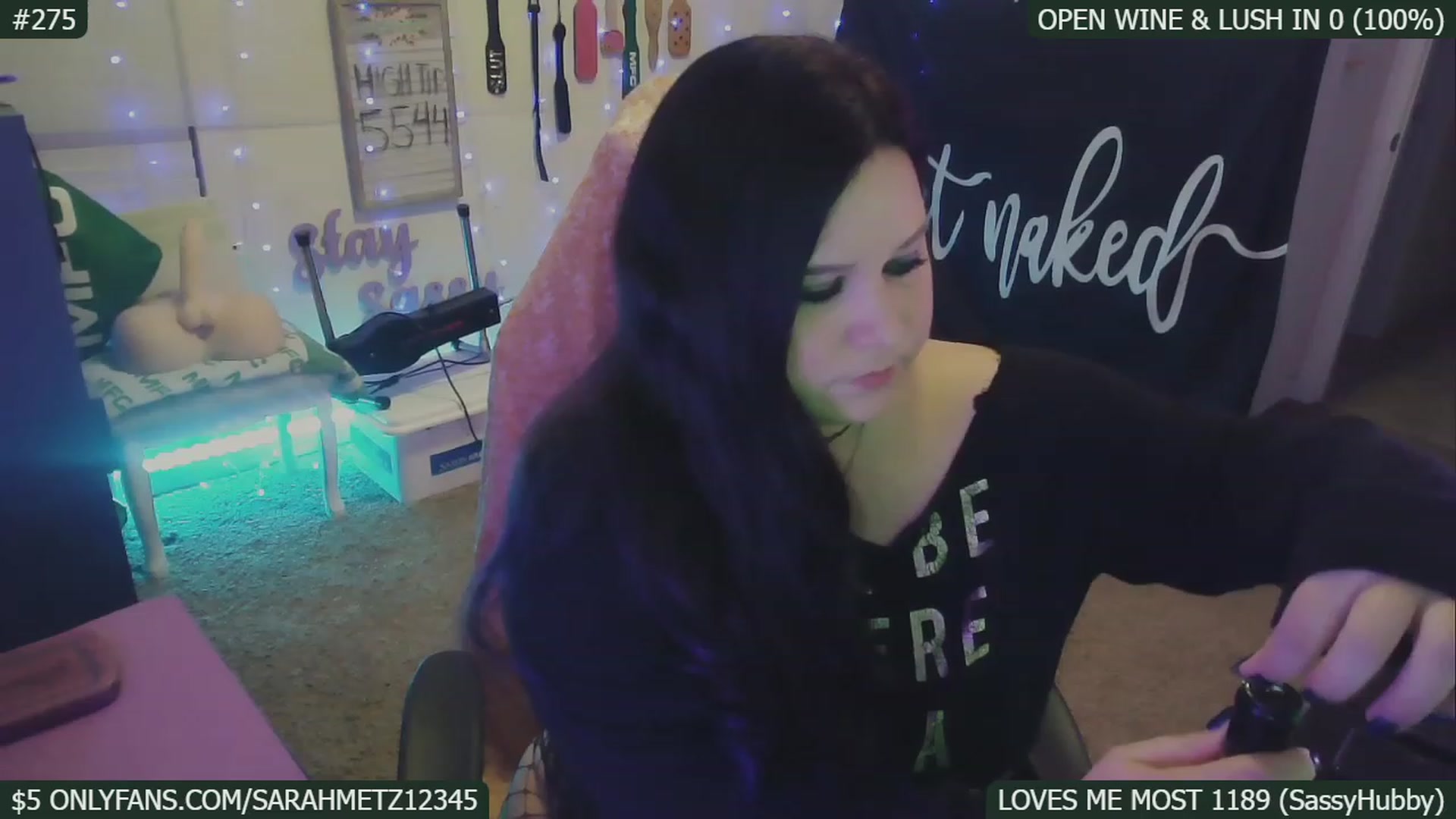 Gallery image thumbnail from SassySarah94's myfreecams stream on, 01/17/2023, 04:24 image 10 of 20