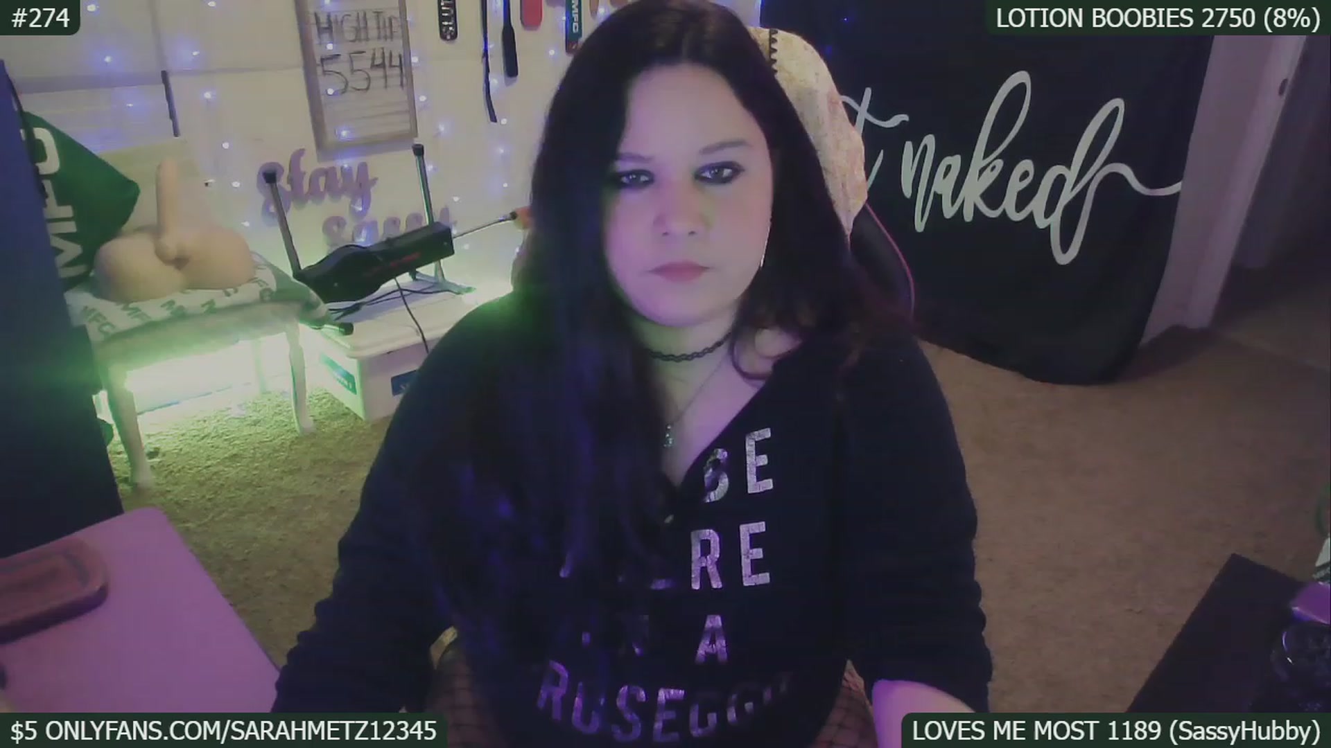 Gallery image thumbnail from SassySarah94's myfreecams stream on, 01/17/2023, 04:24 image 19 of 20