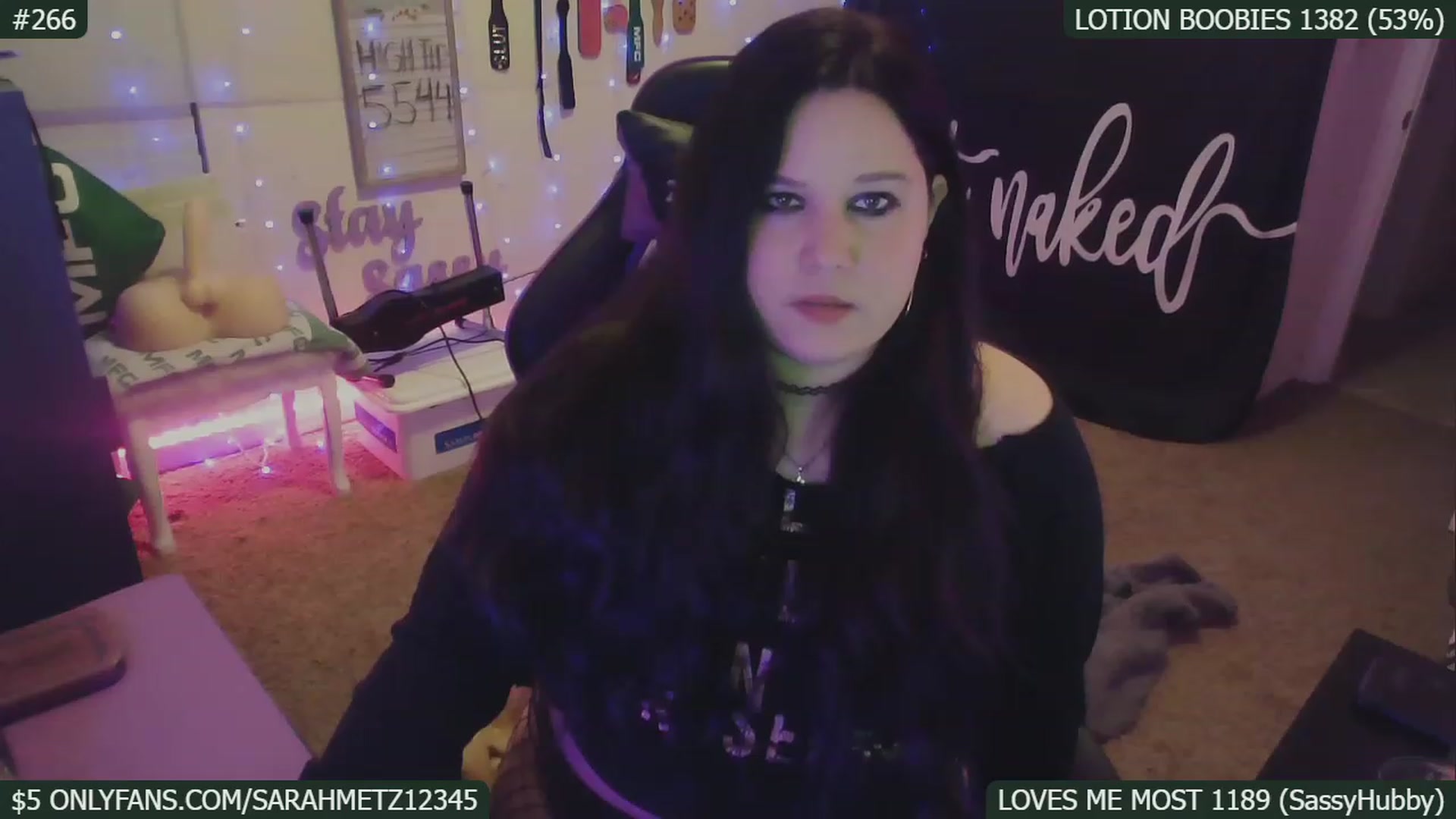 Gallery image thumbnail from SassySarah94's myfreecams stream on, 01/17/2023, 07:01 image 19 of 20