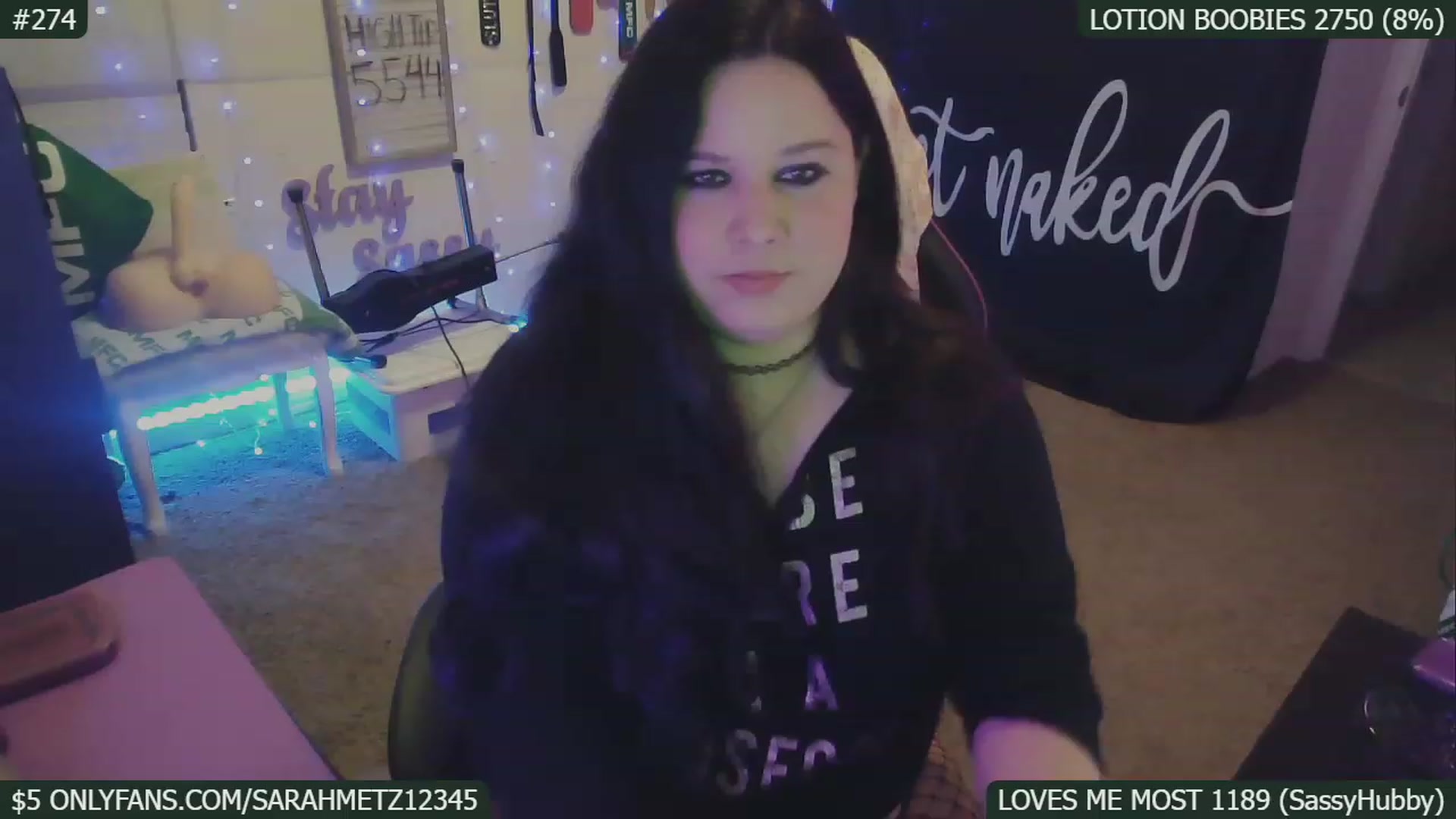 Gallery image thumbnail from SassySarah94's myfreecams stream on, 01/17/2023, 07:01 image 1 of 20