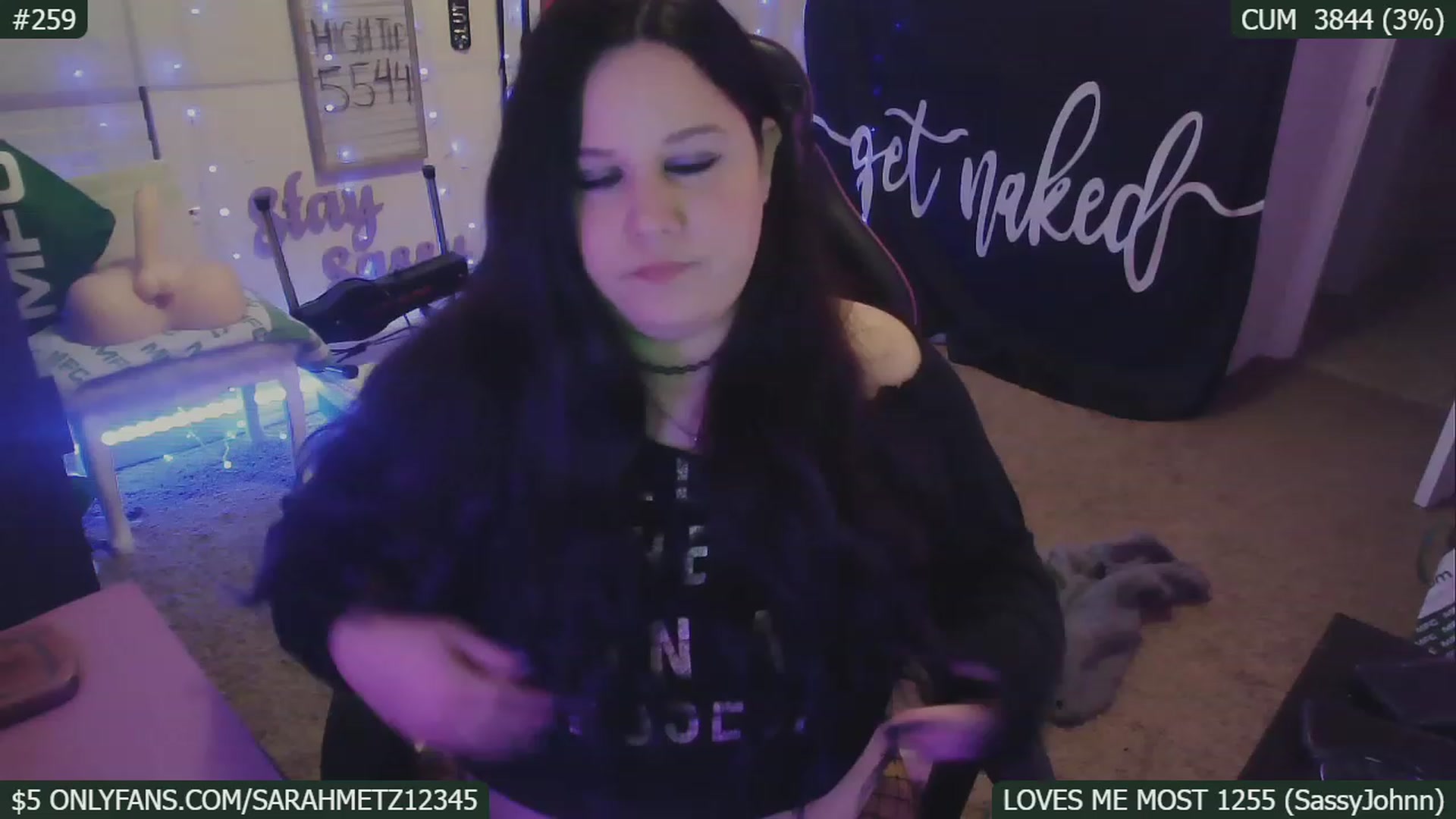 Gallery image thumbnail from SassySarah94's myfreecams stream on, 01/17/2023, 07:33 image 17 of 20