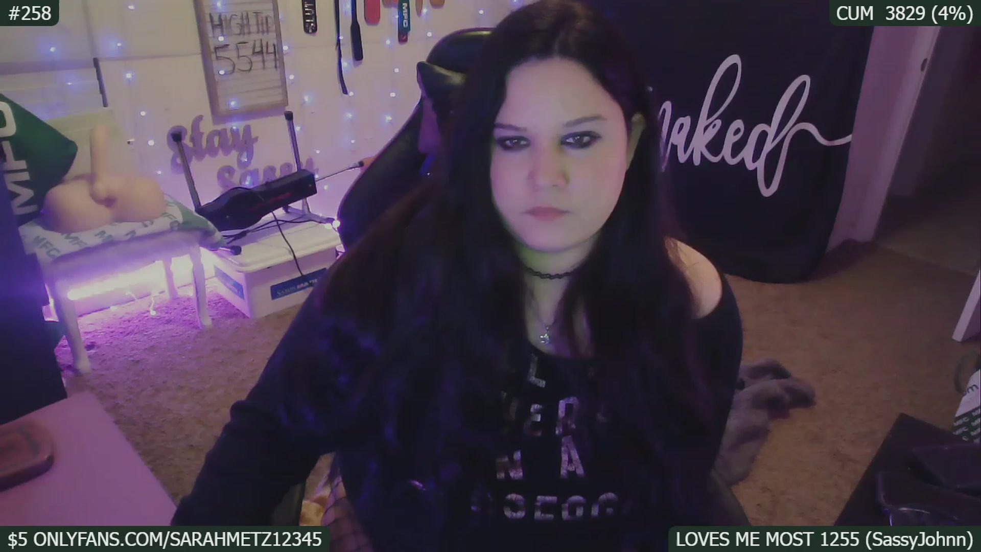 Gallery image thumbnail from SassySarah94's myfreecams stream on, 01/17/2023, 07:33 image 19 of 20