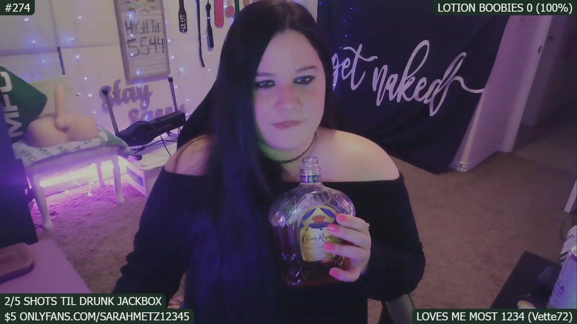 Gallery image thumbnail from SassySarah94's myfreecams stream on, 01/22/2023, 05:15 image 18 of 20