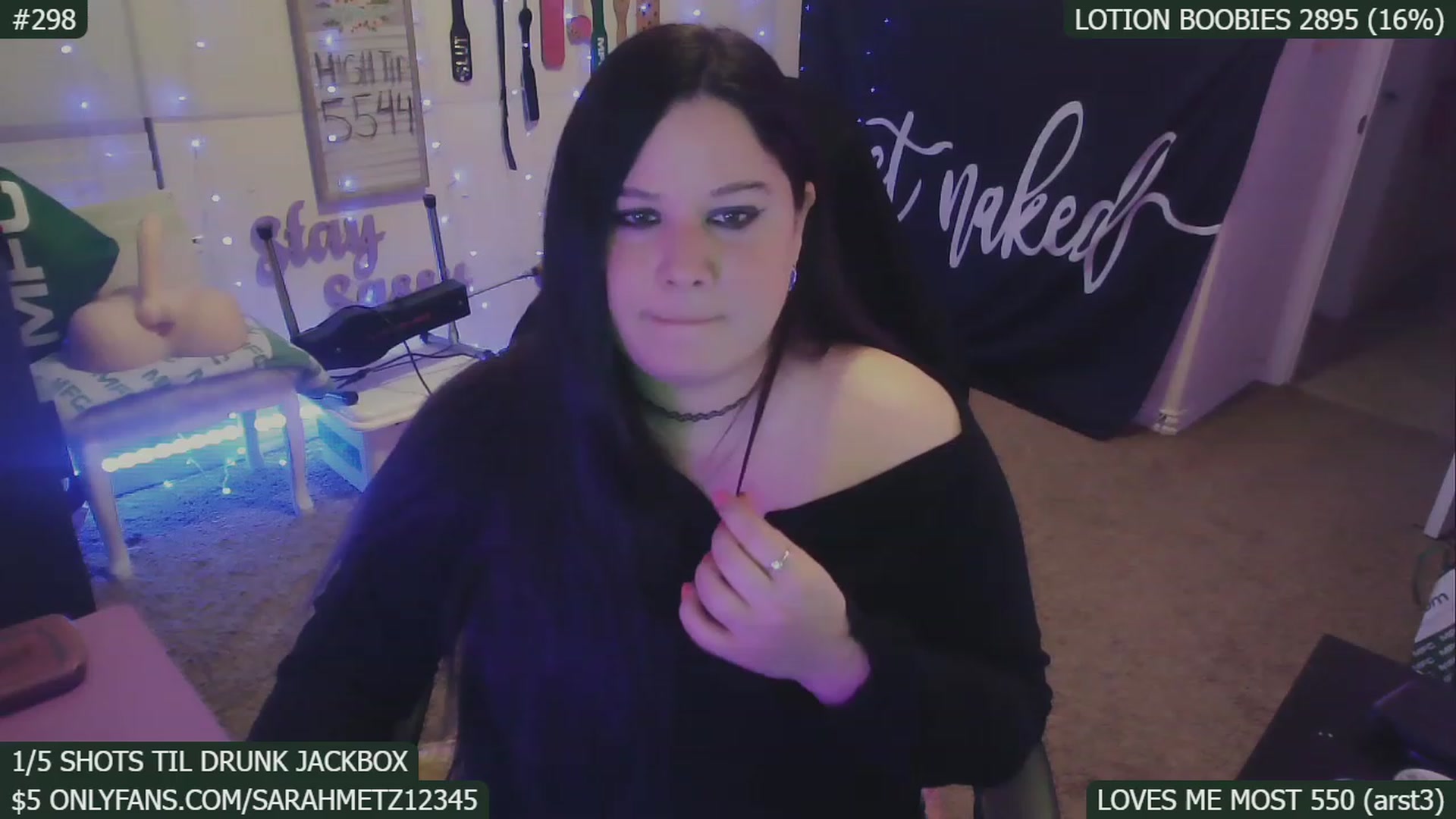 Gallery image thumbnail from SassySarah94's myfreecams stream on, 01/22/2023, 05:15 image 4 of 20