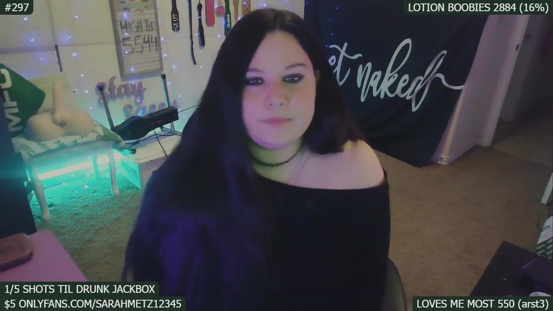 Gallery image thumbnail from SassySarah94's myfreecams stream on, 01/22/2023, 05:15 image 6 of 20