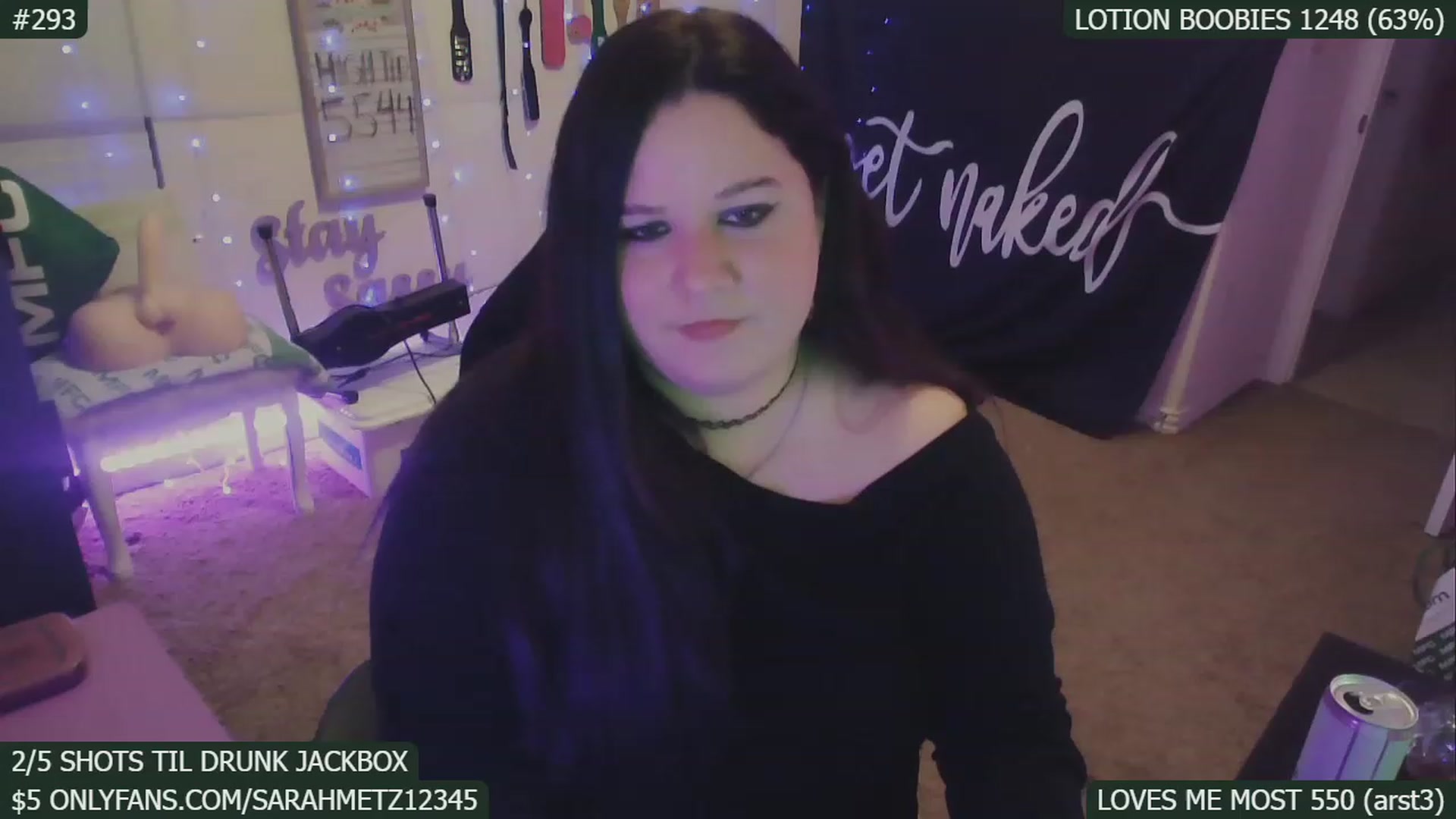 Gallery image thumbnail from SassySarah94's myfreecams stream on, 01/22/2023, 05:15 image 14 of 20