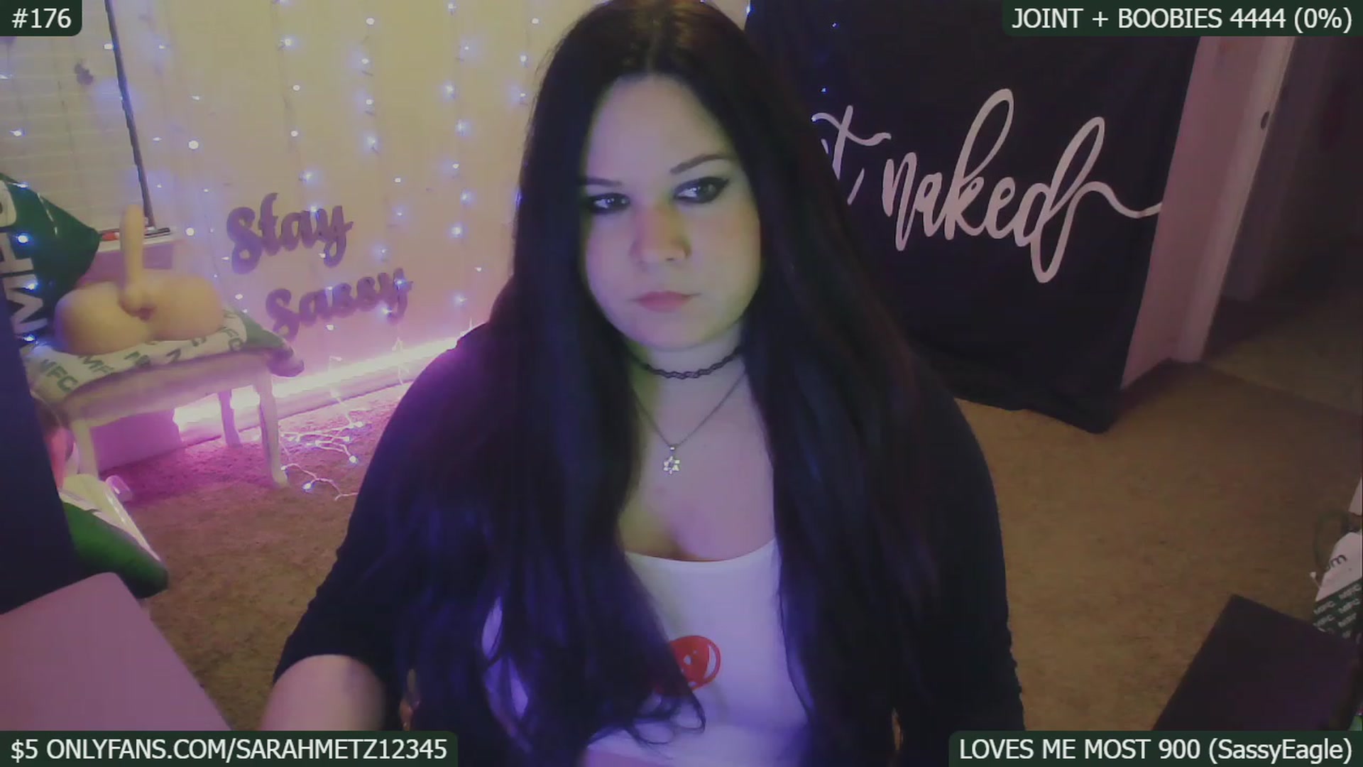 Gallery image thumbnail from SassySarah94's myfreecams stream on, 01/30/2023, 02:55 image 11 of 20