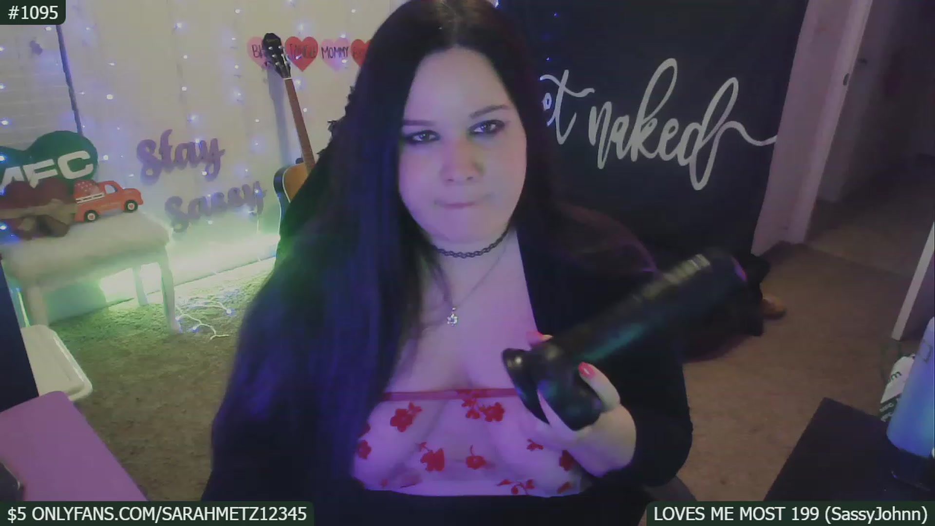 Gallery image thumbnail from SassySarah94's myfreecams stream on, 02/08/2023, 04:32 image 10 of 20