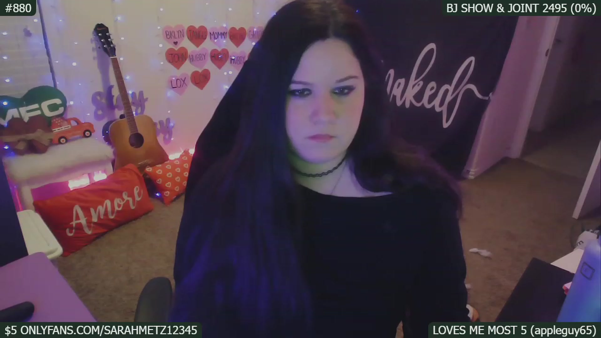 Gallery image thumbnail from SassySarah94's myfreecams stream on, 02/13/2023, 05:31 image 3 of 20