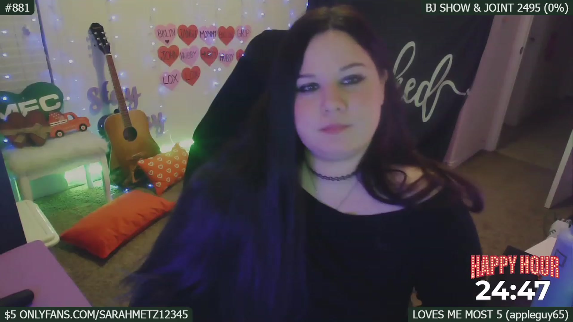 Gallery image thumbnail from SassySarah94's myfreecams stream on, 02/13/2023, 05:31 image 7 of 20