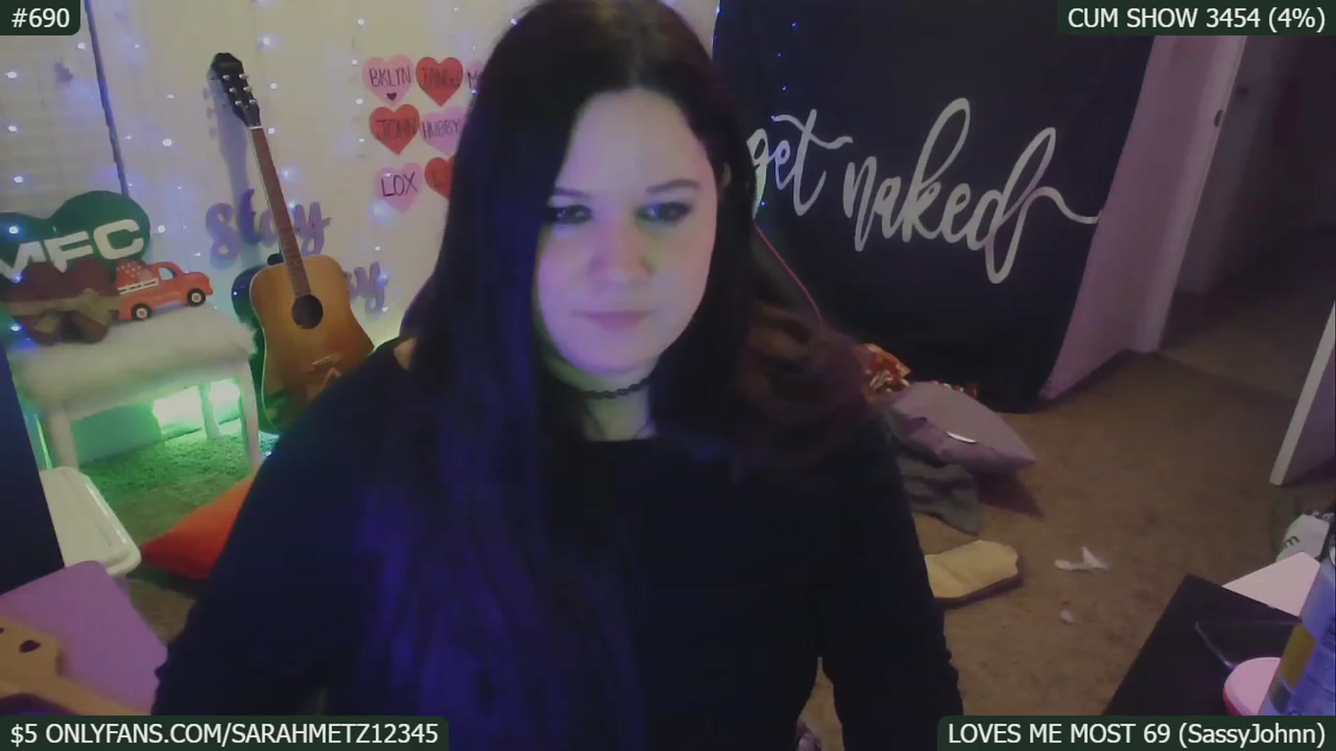 Gallery image thumbnail from SassySarah94's myfreecams stream on, 02/13/2023, 08:16 image 18 of 20