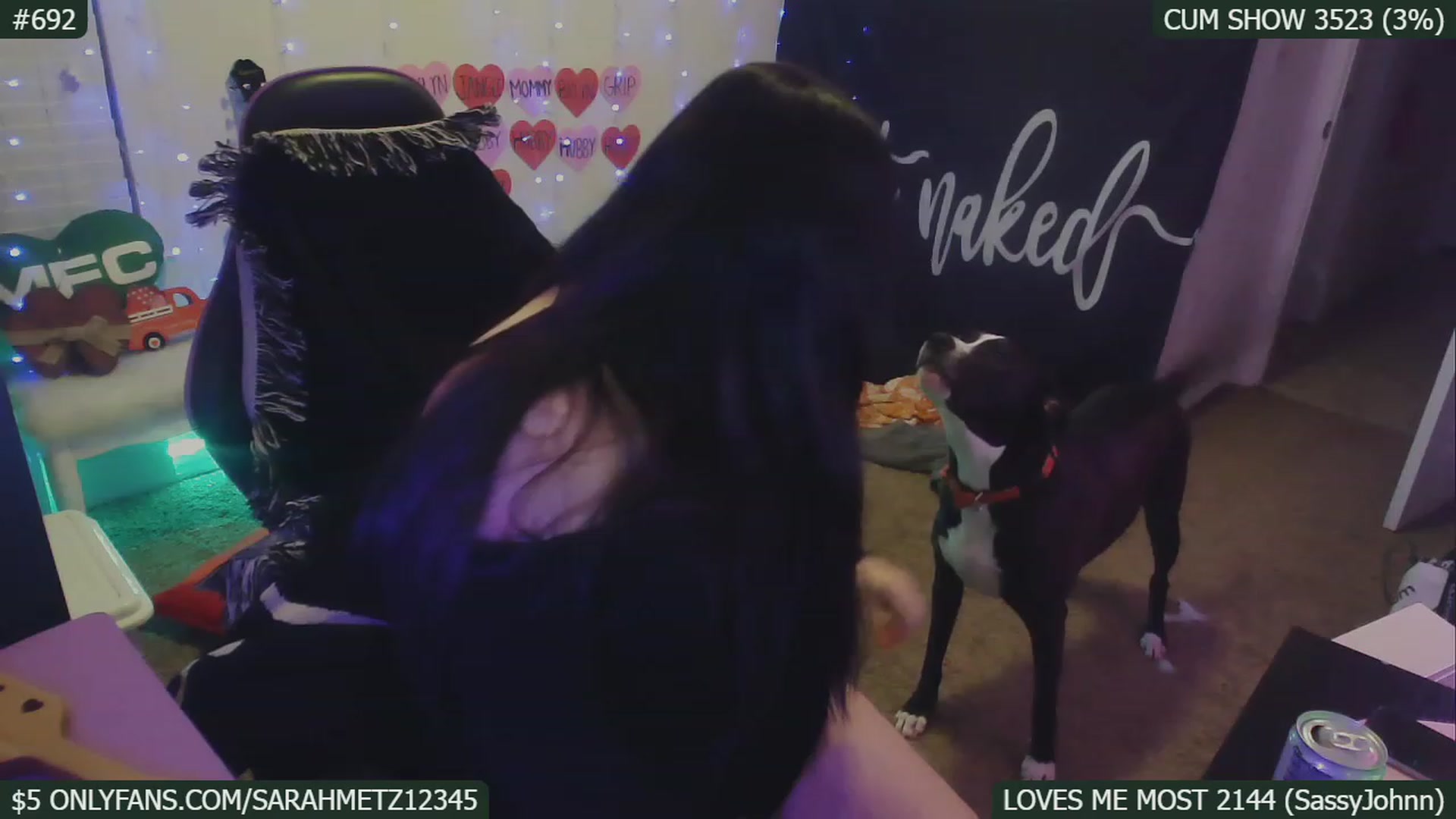 Gallery image thumbnail from SassySarah94's myfreecams stream on, 02/13/2023, 08:16 image 6 of 20