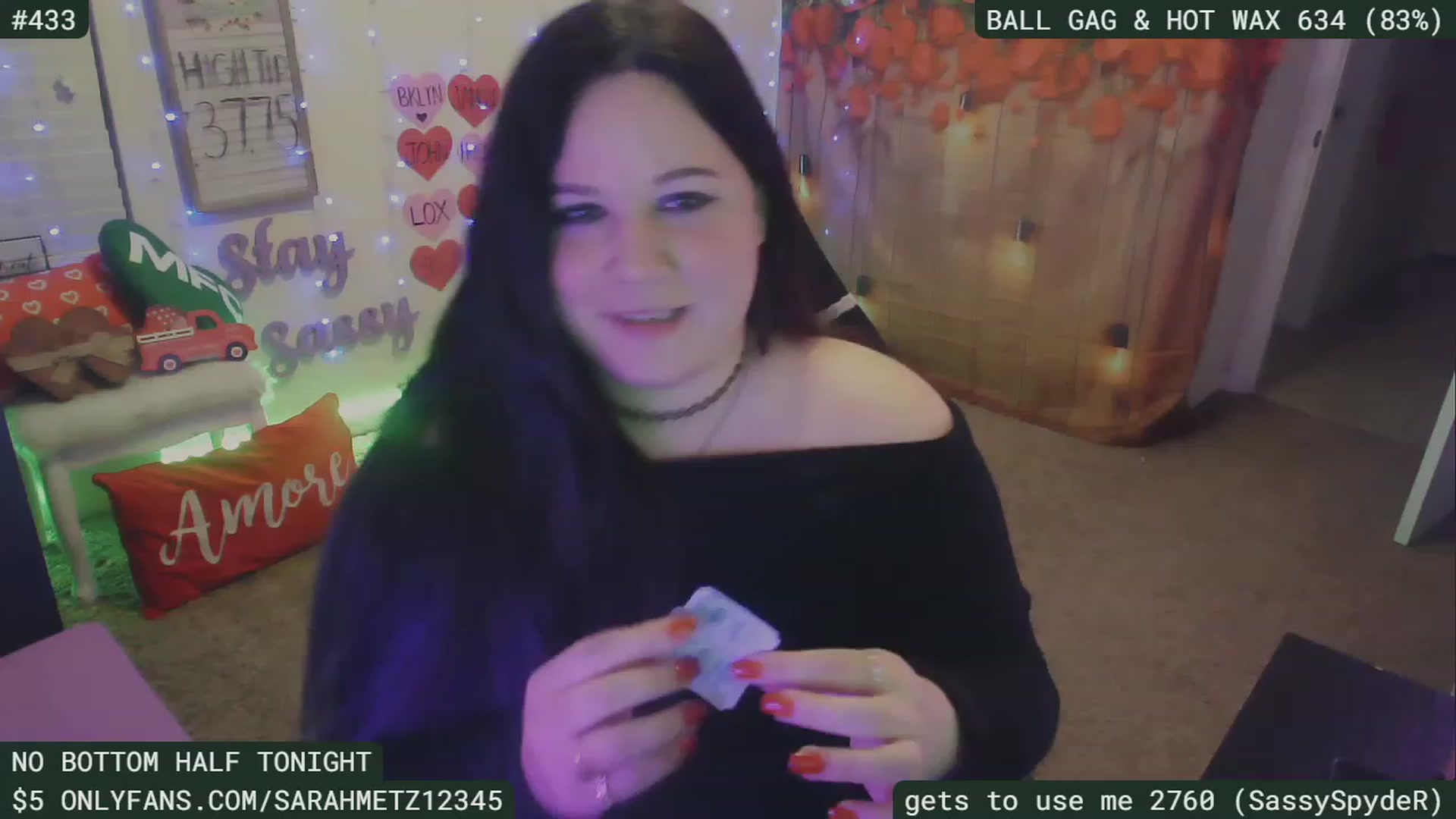 Gallery image thumbnail from SassySarah94's myfreecams stream on, 02/17/2023, 04:32 image 16 of 20