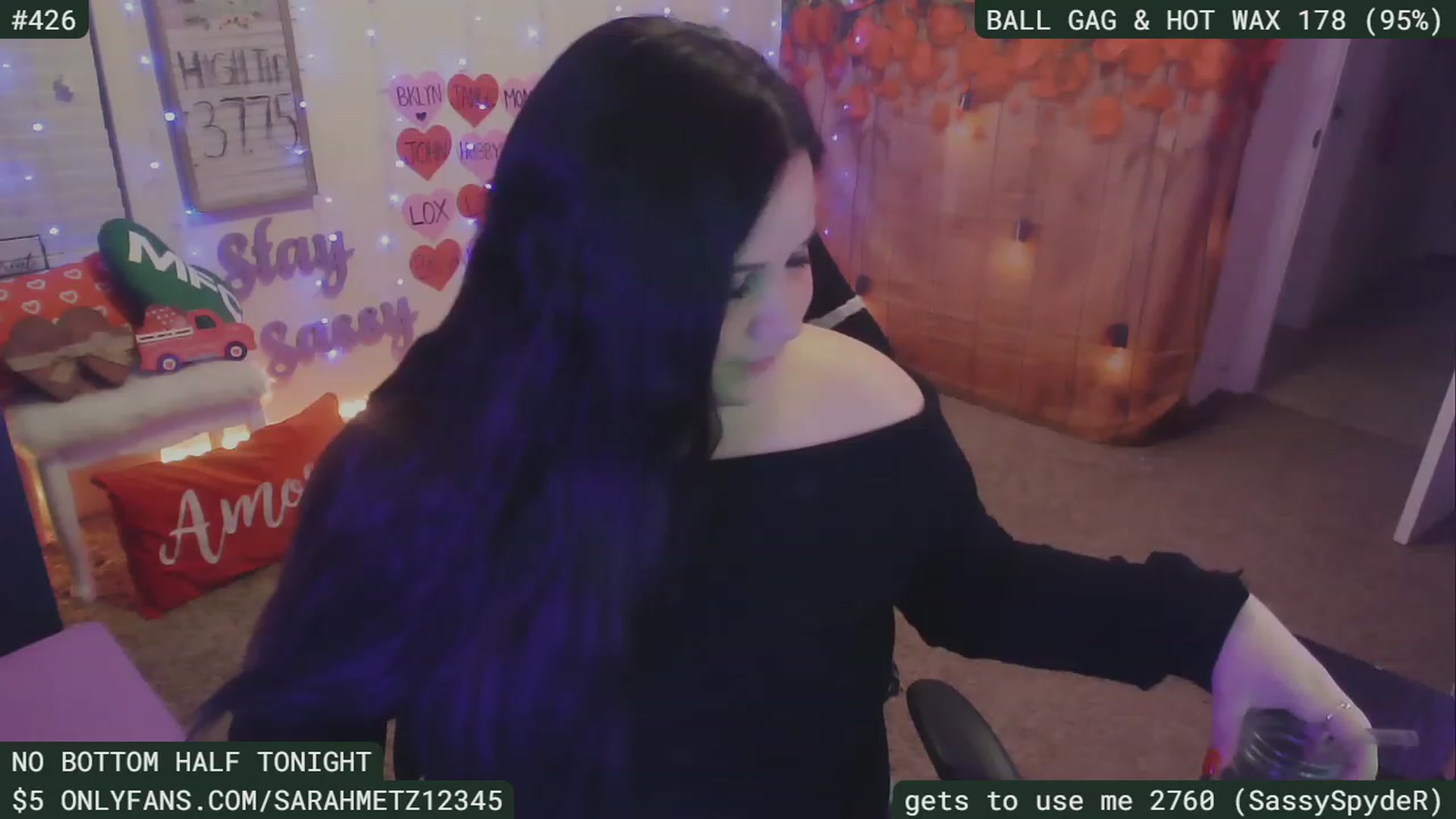Gallery image thumbnail from SassySarah94's myfreecams stream on, 02/17/2023, 04:32 image 19 of 20