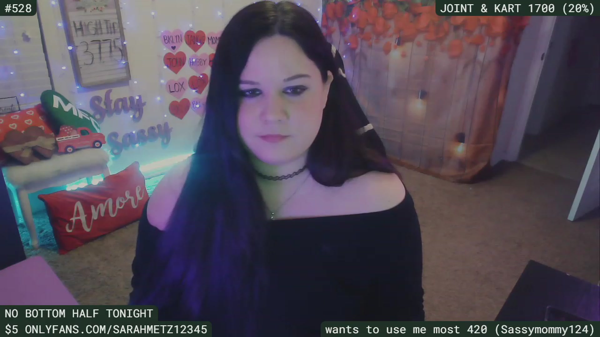 Gallery image thumbnail from SassySarah94's myfreecams stream on, 02/17/2023, 04:32 image 1 of 20