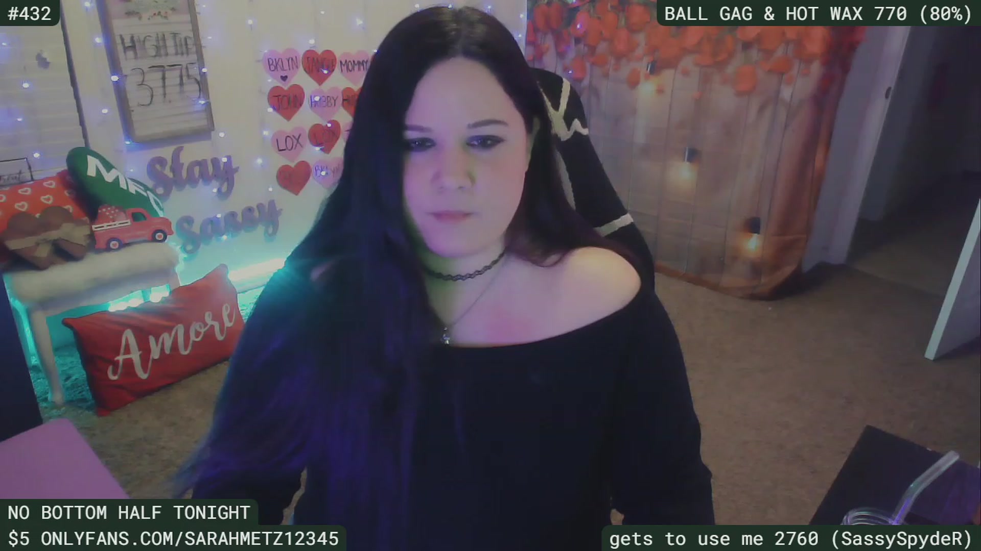 Gallery image thumbnail from SassySarah94's myfreecams stream on, 02/17/2023, 04:32 image 10 of 20