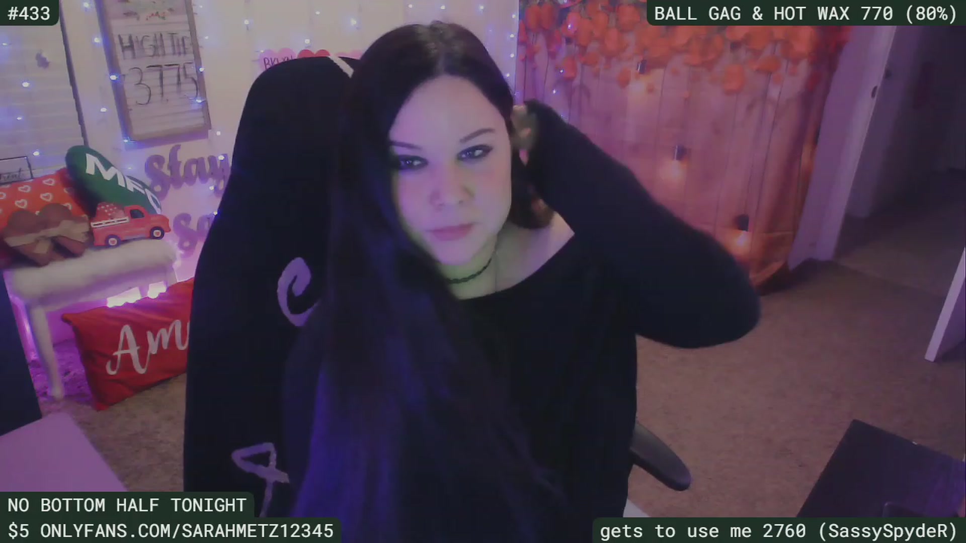 Gallery image thumbnail from SassySarah94's myfreecams stream on, 02/17/2023, 04:32 image 13 of 20