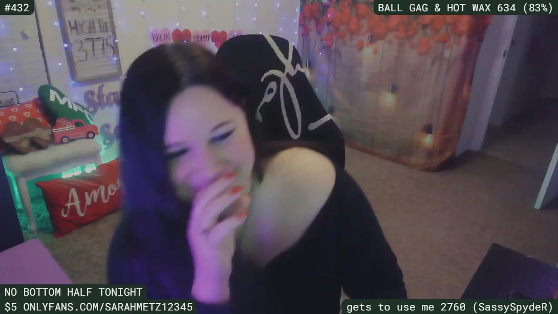 Gallery image thumbnail from SassySarah94's myfreecams stream on, 02/17/2023, 04:32 image 17 of 20