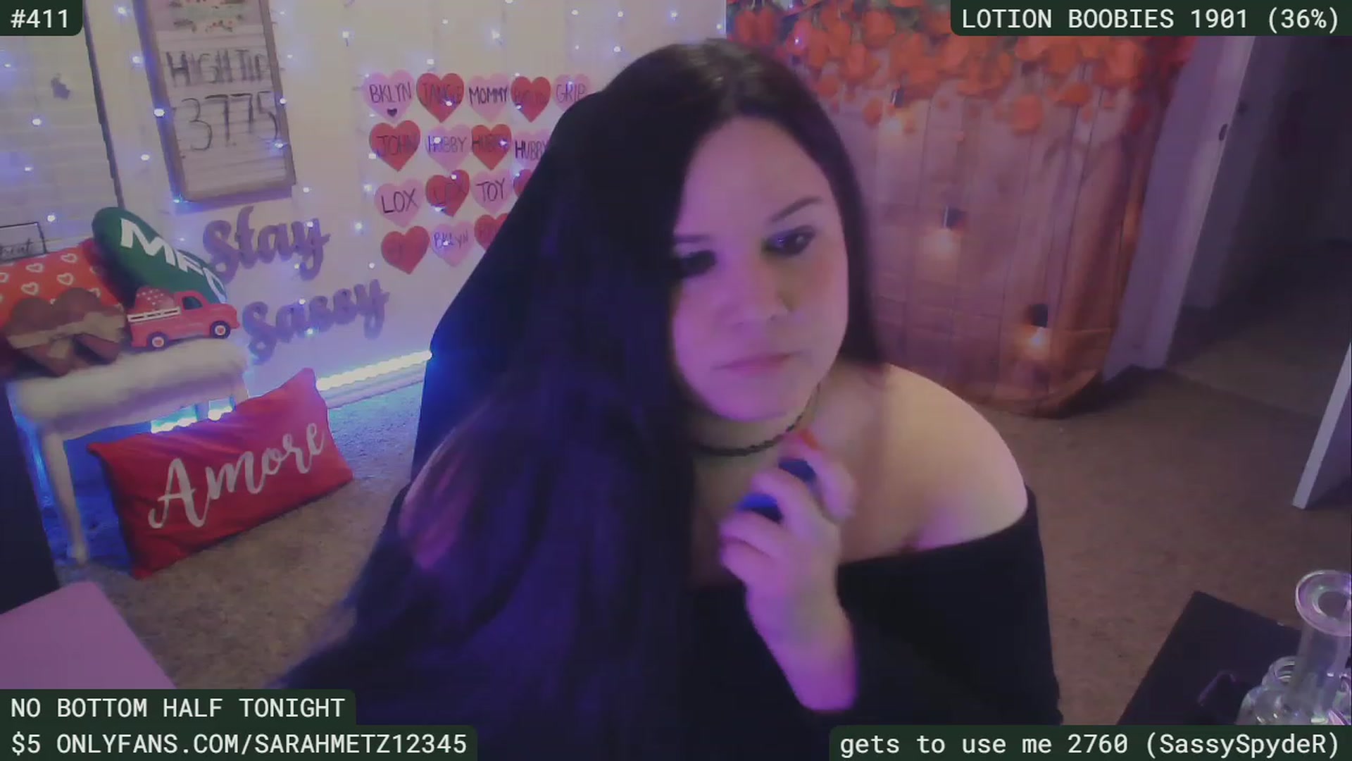 Gallery image thumbnail from SassySarah94's myfreecams stream on, 02/17/2023, 05:54 image 15 of 20