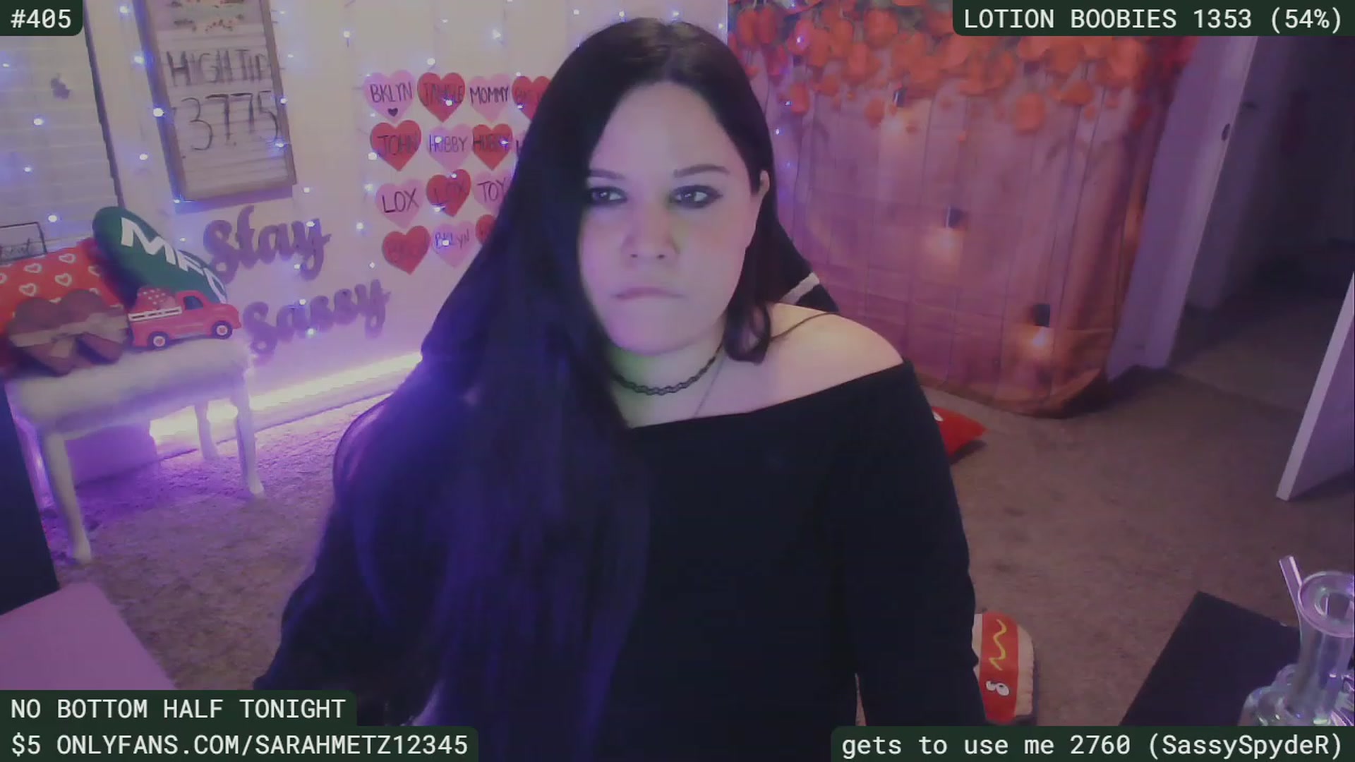 Gallery image thumbnail from SassySarah94's myfreecams stream on, 02/17/2023, 06:40 image 18 of 20