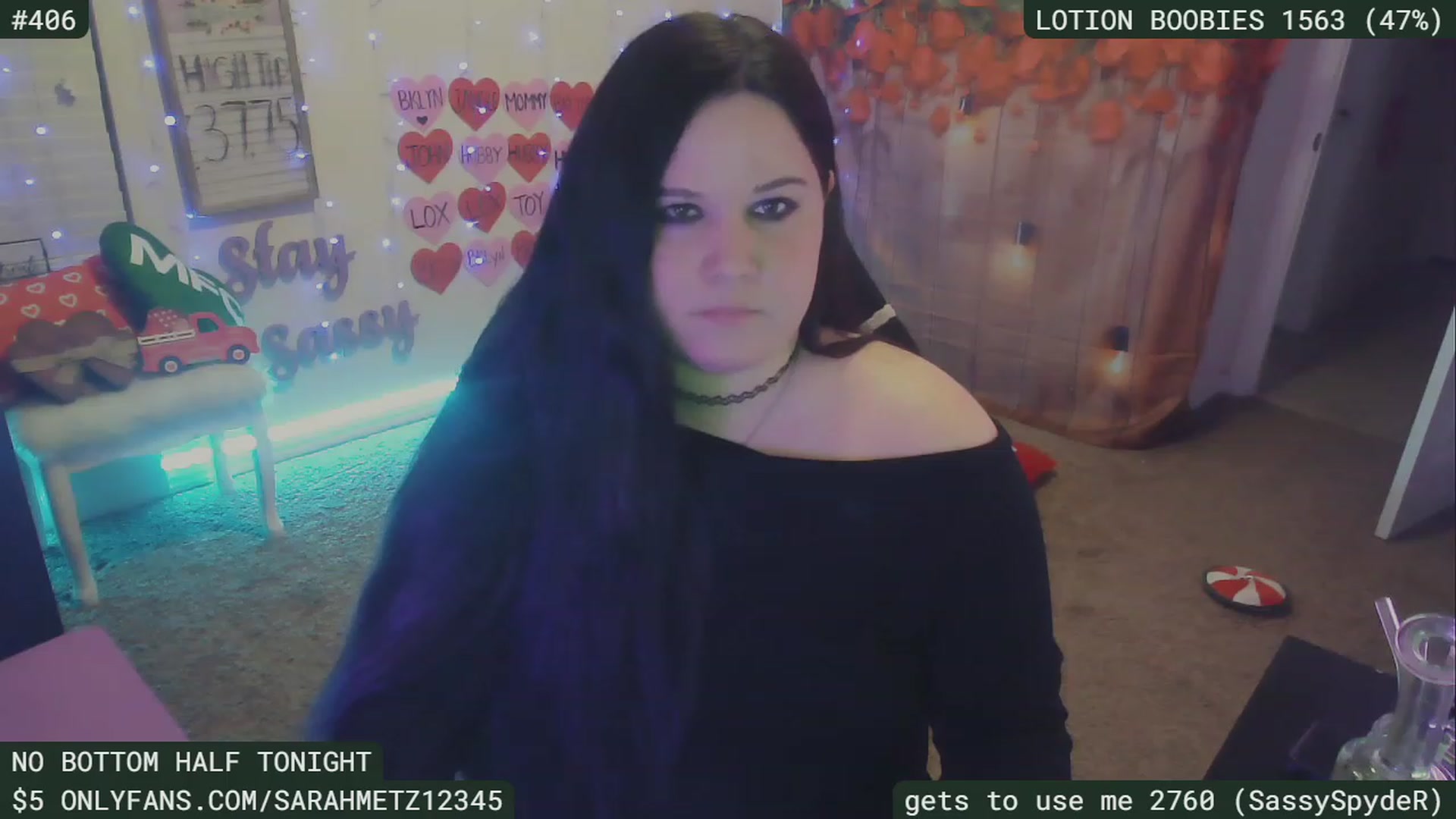 Gallery image thumbnail from SassySarah94's myfreecams stream on, 02/17/2023, 06:40 image 6 of 20