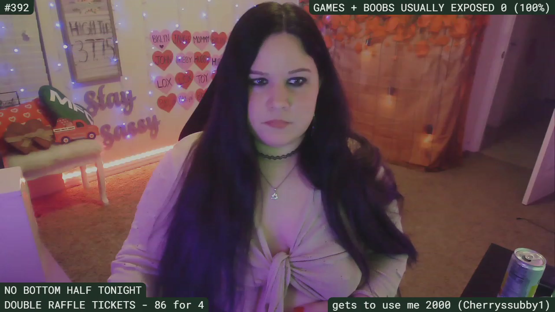 Gallery image thumbnail from SassySarah94's myfreecams stream on, 02/19/2023, 04:22 image 17 of 20