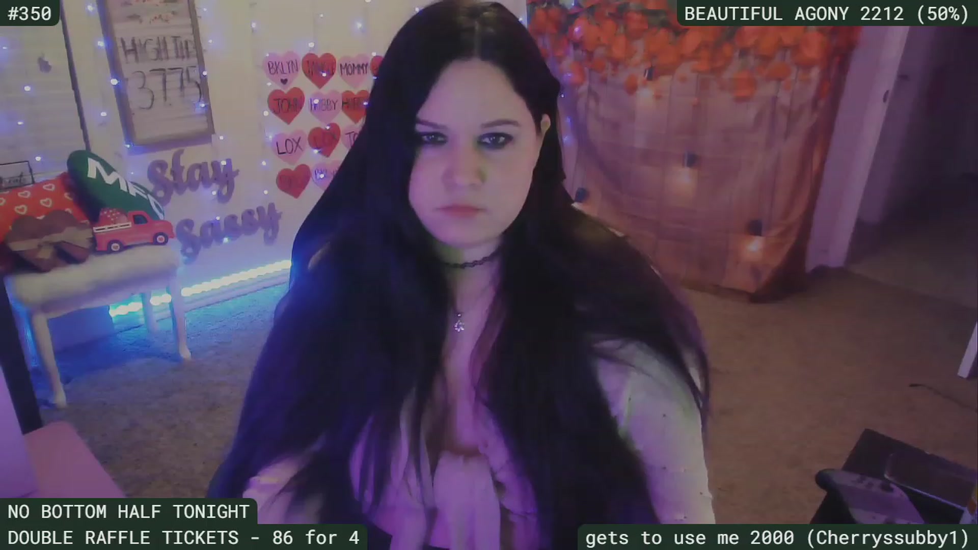 Gallery image thumbnail from SassySarah94's myfreecams stream on, 02/19/2023, 07:19 image 1 of 20