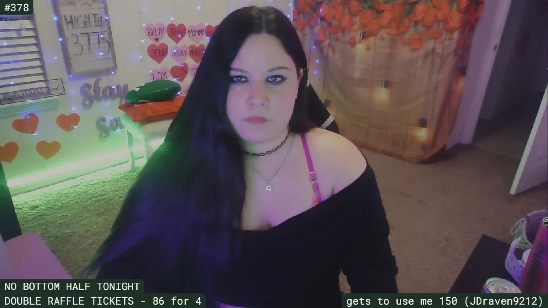 Gallery image thumbnail from SassySarah94's myfreecams stream on, 02/20/2023, 05:48 image 11 of 20
