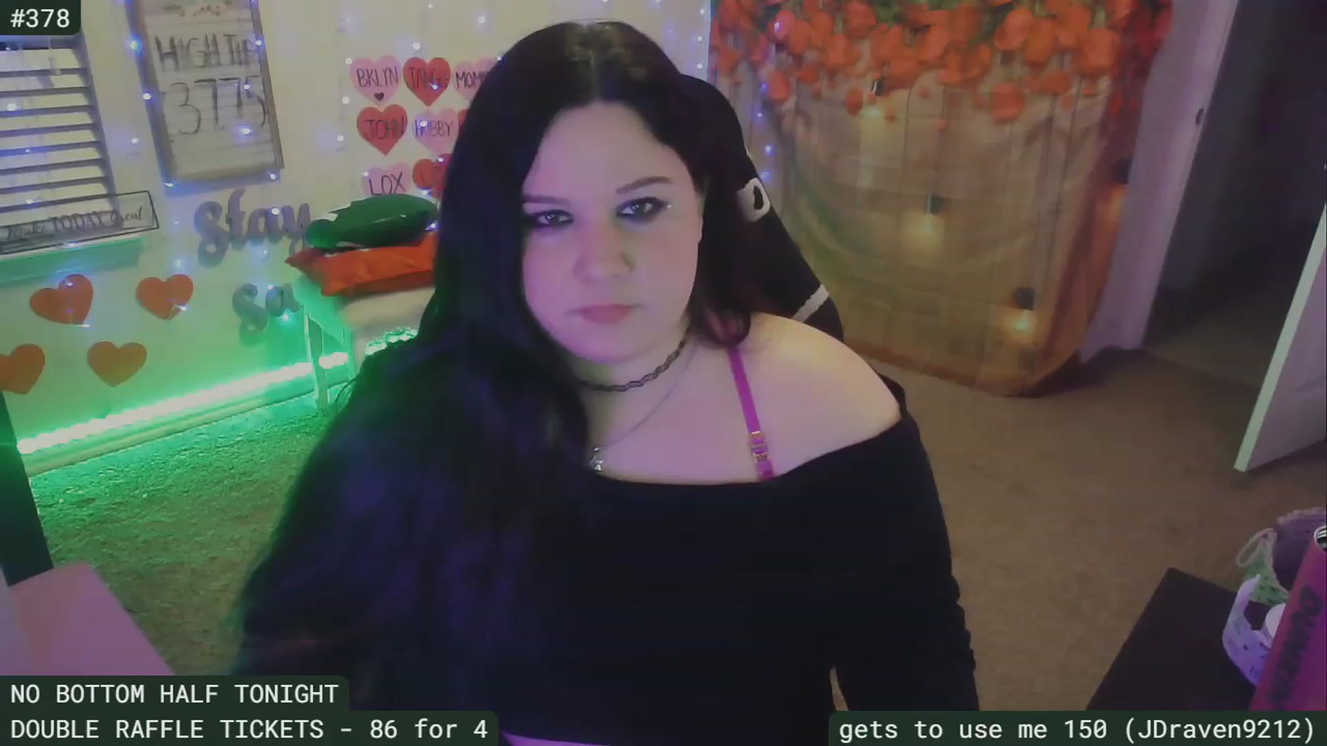 Gallery image thumbnail from SassySarah94's myfreecams stream on, 02/20/2023, 05:48 image 12 of 20