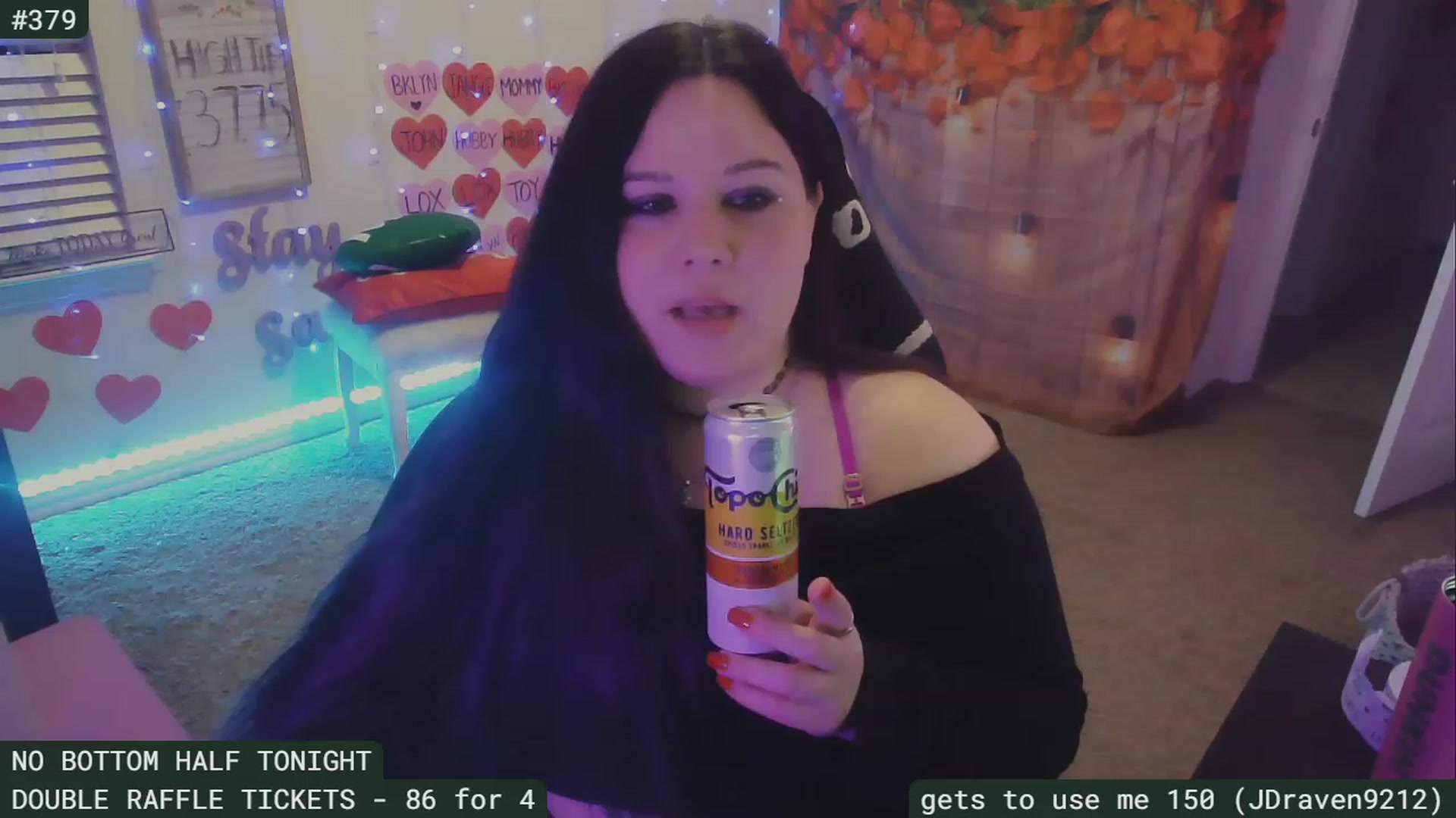 Gallery image thumbnail from SassySarah94's myfreecams stream on, 02/20/2023, 05:48 image 13 of 20