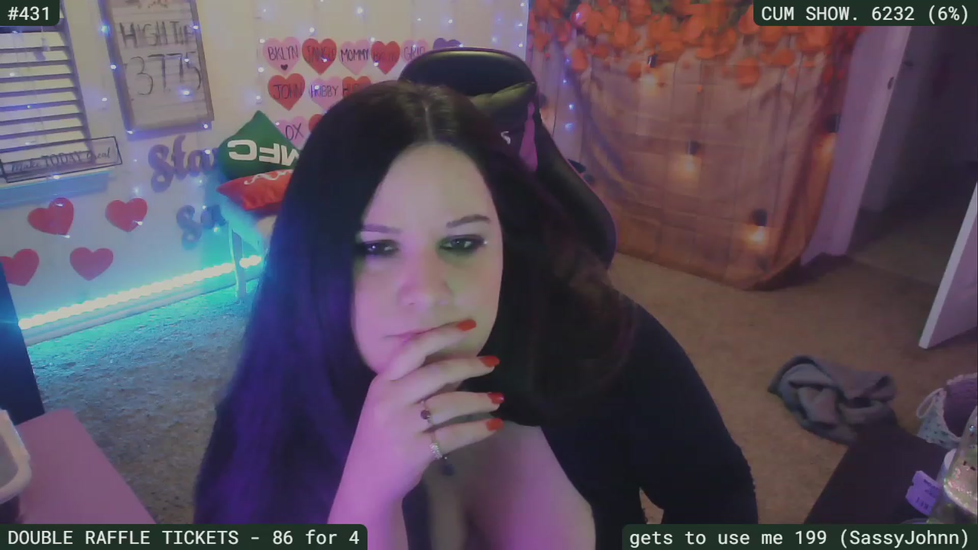 Gallery image thumbnail from SassySarah94's myfreecams stream on, 02/23/2023, 04:19 image 16 of 20