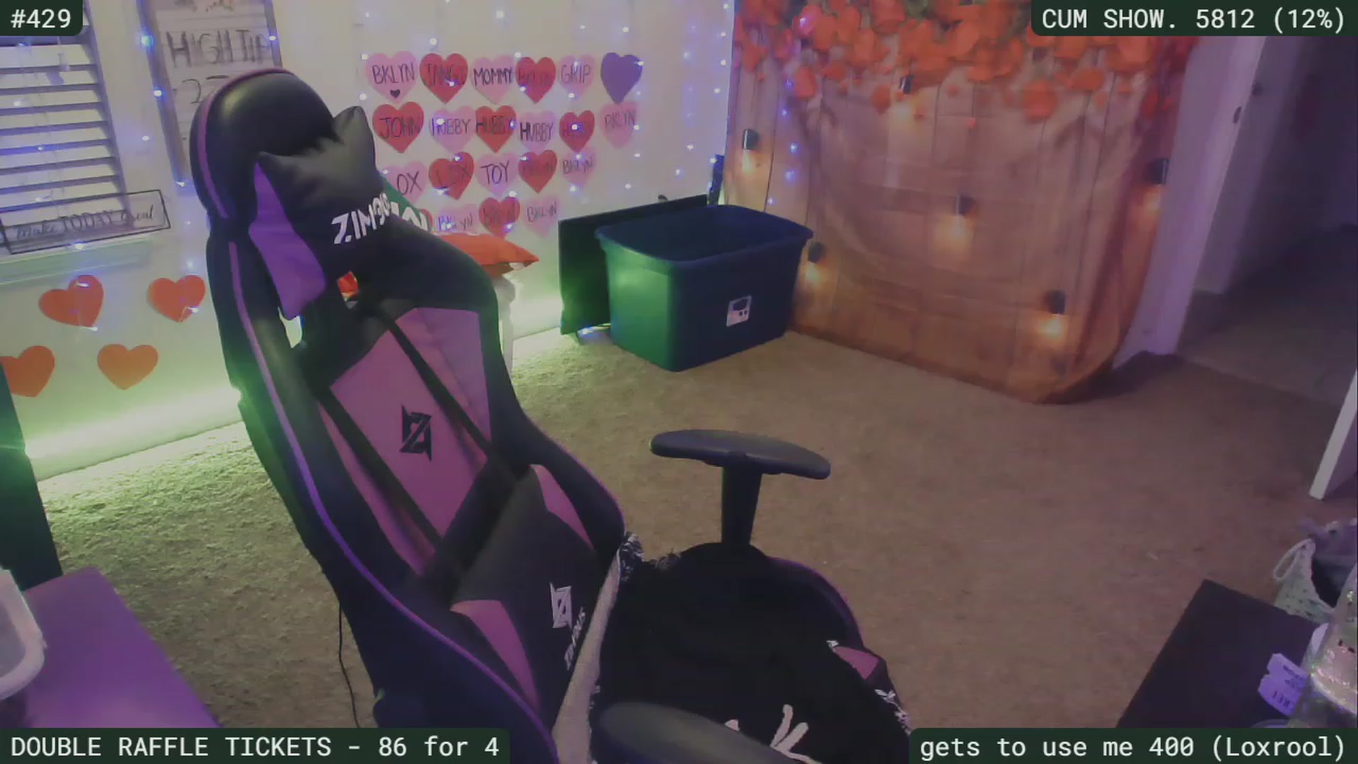 Gallery image thumbnail from SassySarah94's myfreecams stream on, 02/23/2023, 05:15 image 3 of 20