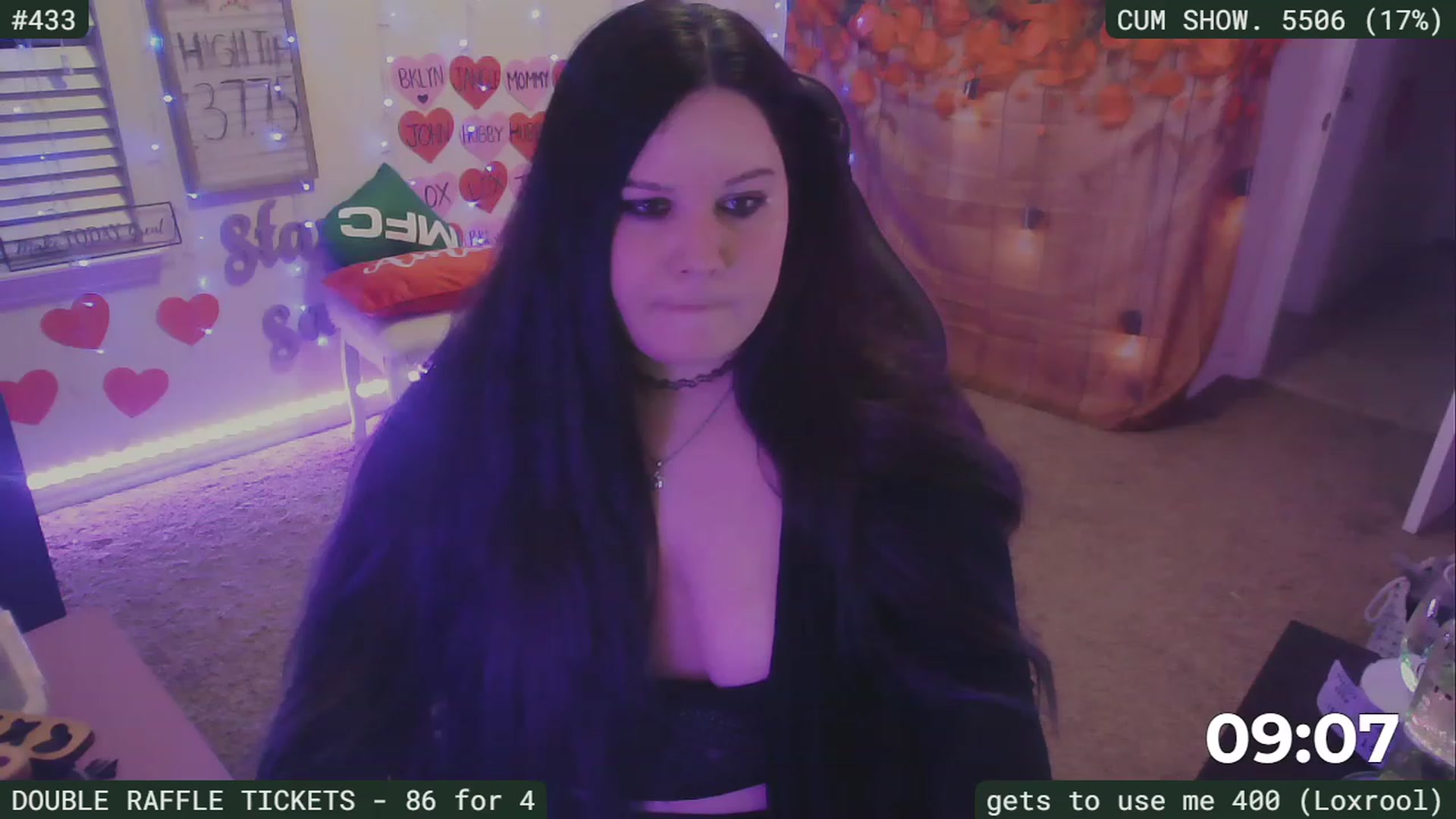 Gallery image thumbnail from SassySarah94's myfreecams stream on, 02/23/2023, 05:15 image 15 of 20