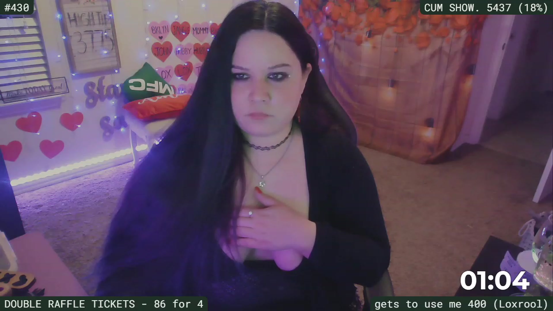 Gallery image thumbnail from SassySarah94's myfreecams stream on, 02/23/2023, 05:15 image 18 of 20