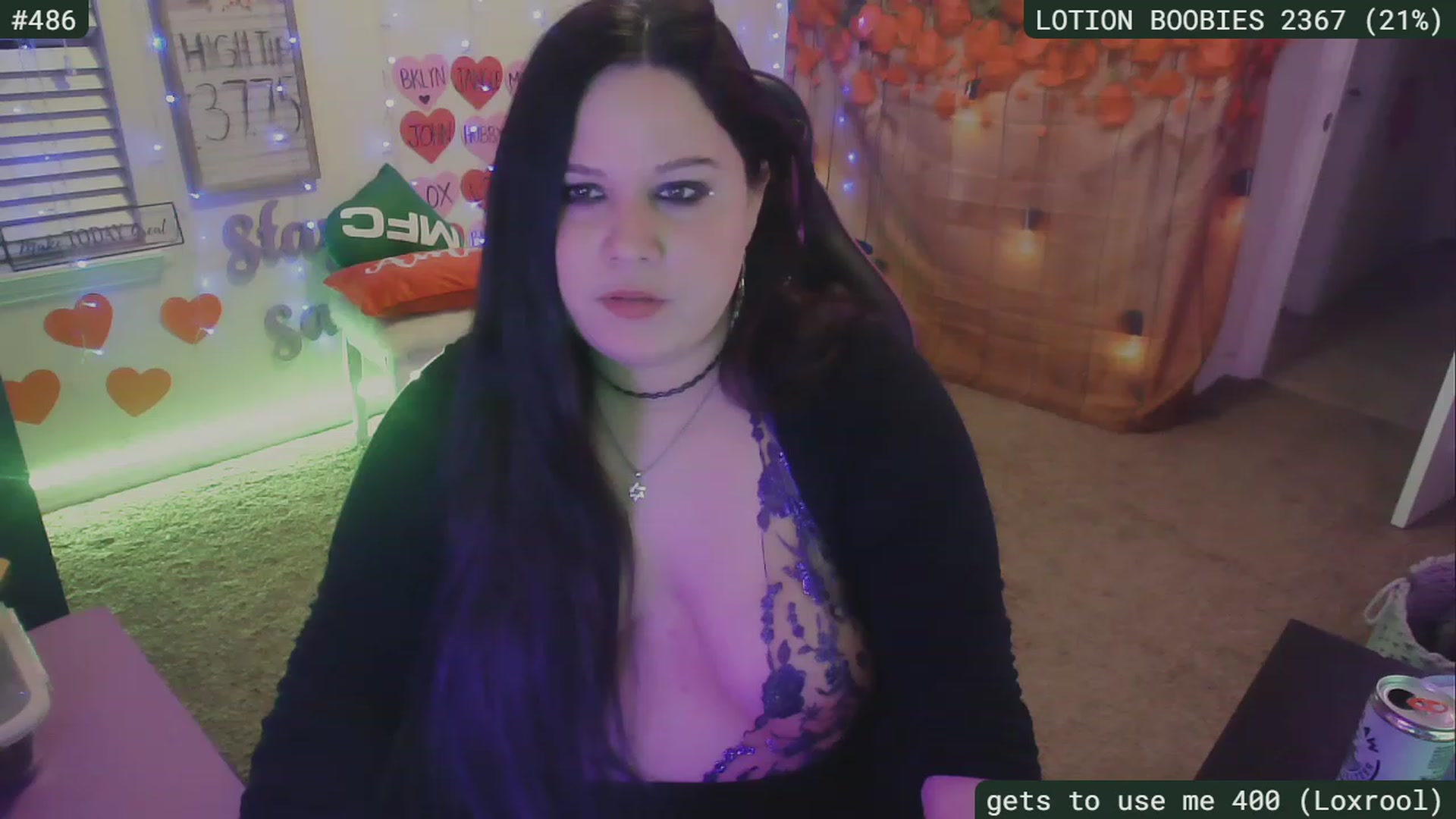 Gallery image thumbnail from SassySarah94's myfreecams stream on, 02/25/2023, 07:18 image 3 of 20