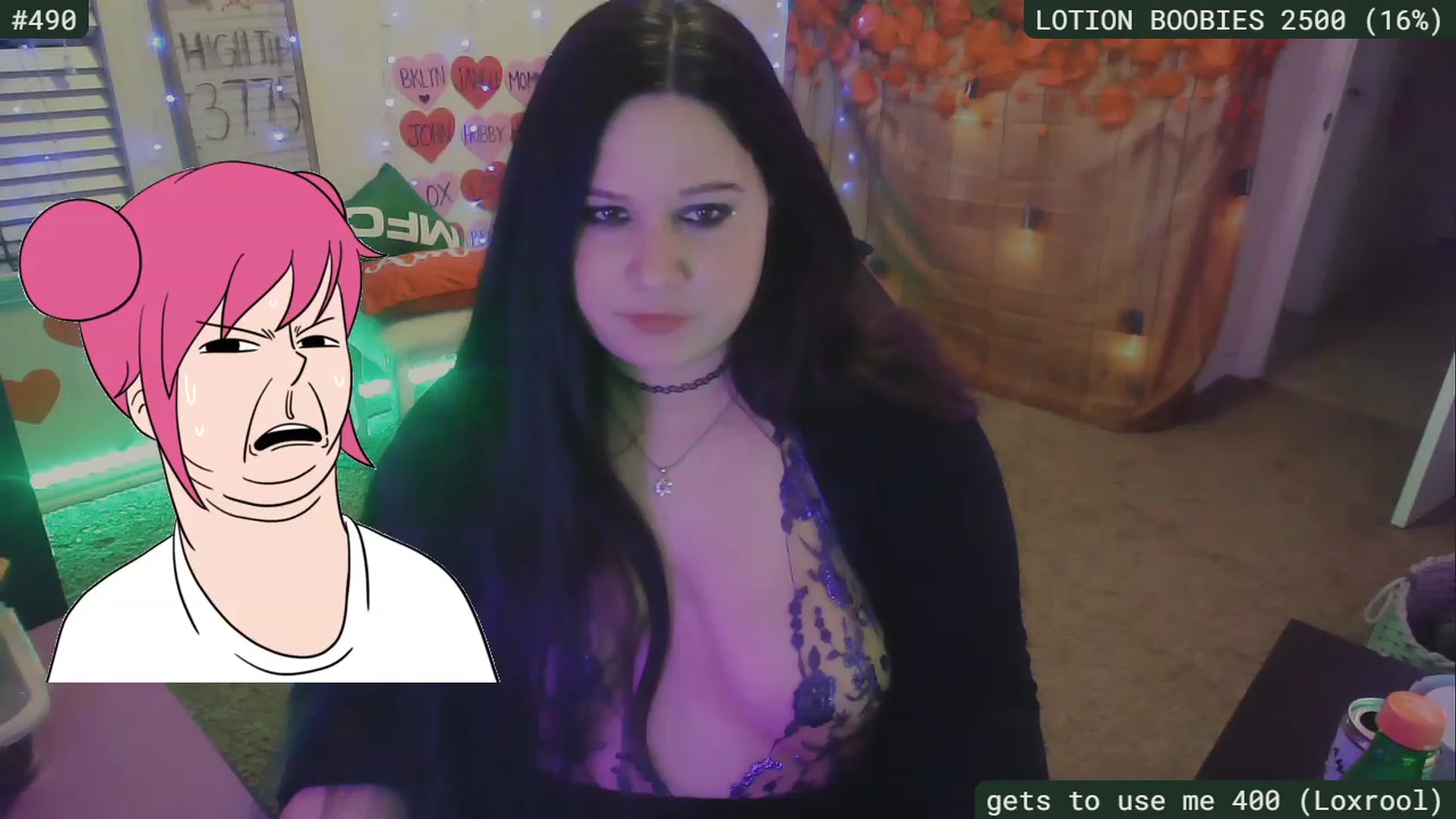Gallery image thumbnail from SassySarah94's myfreecams stream on, 02/25/2023, 07:18 image 2 of 20
